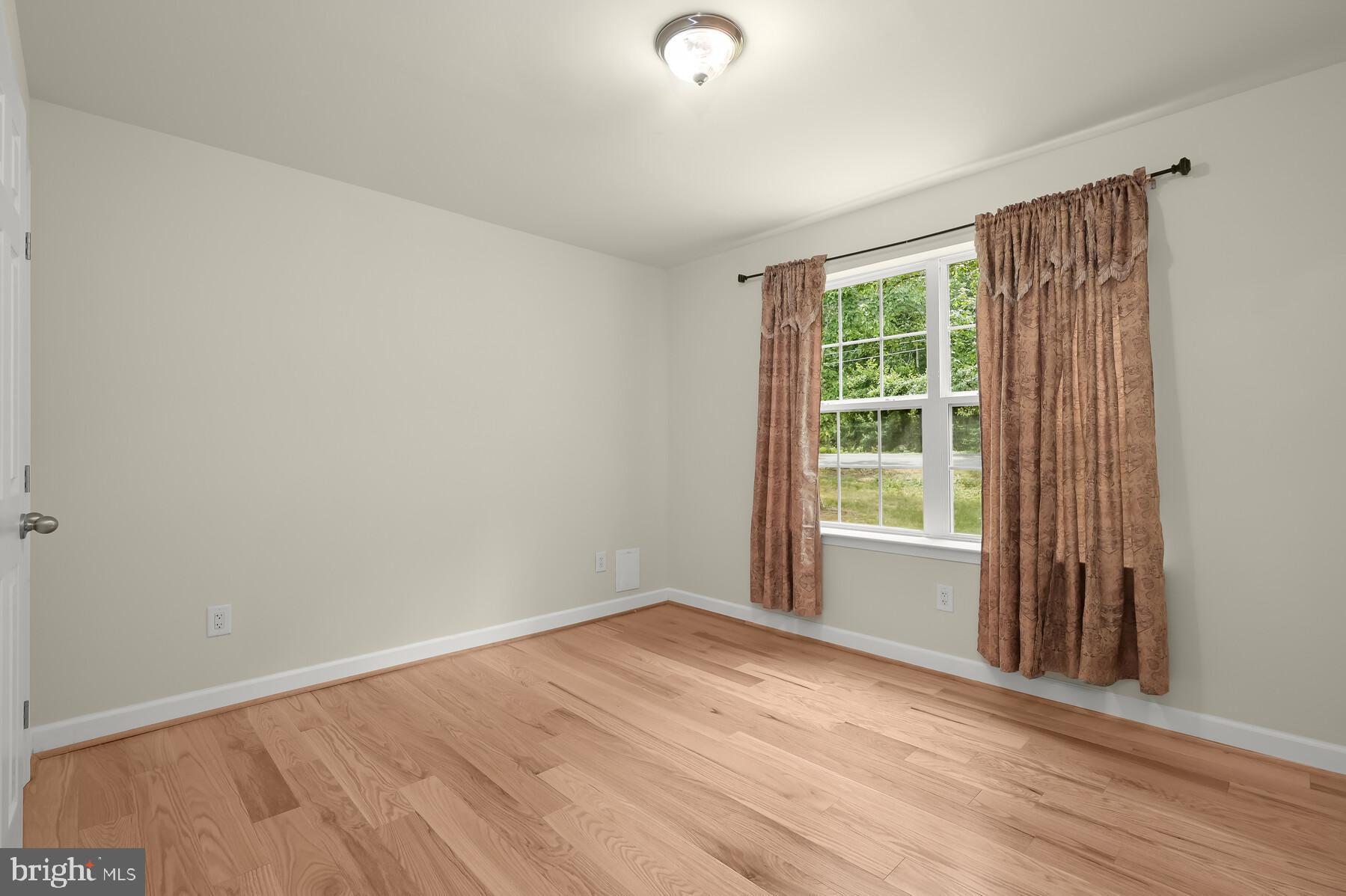 REGULARS - Residential