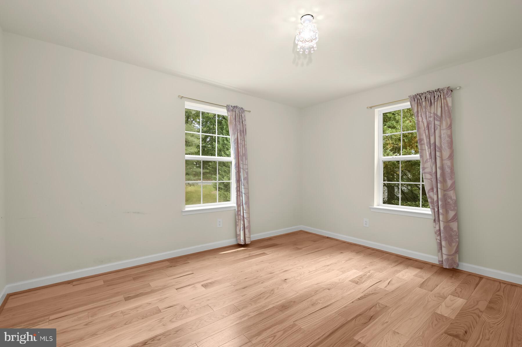 REGULARS - Residential