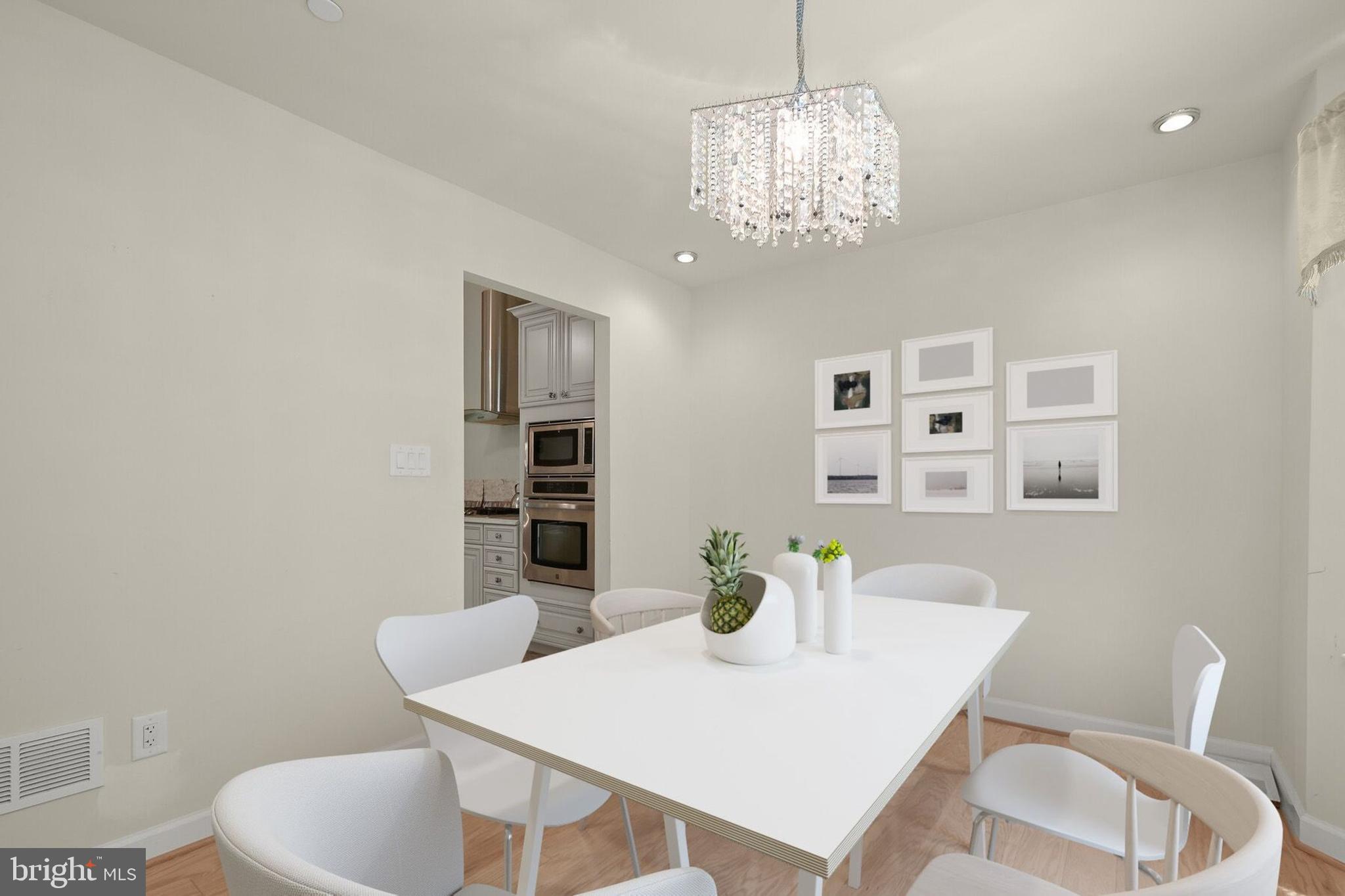 REGULARS - Residential