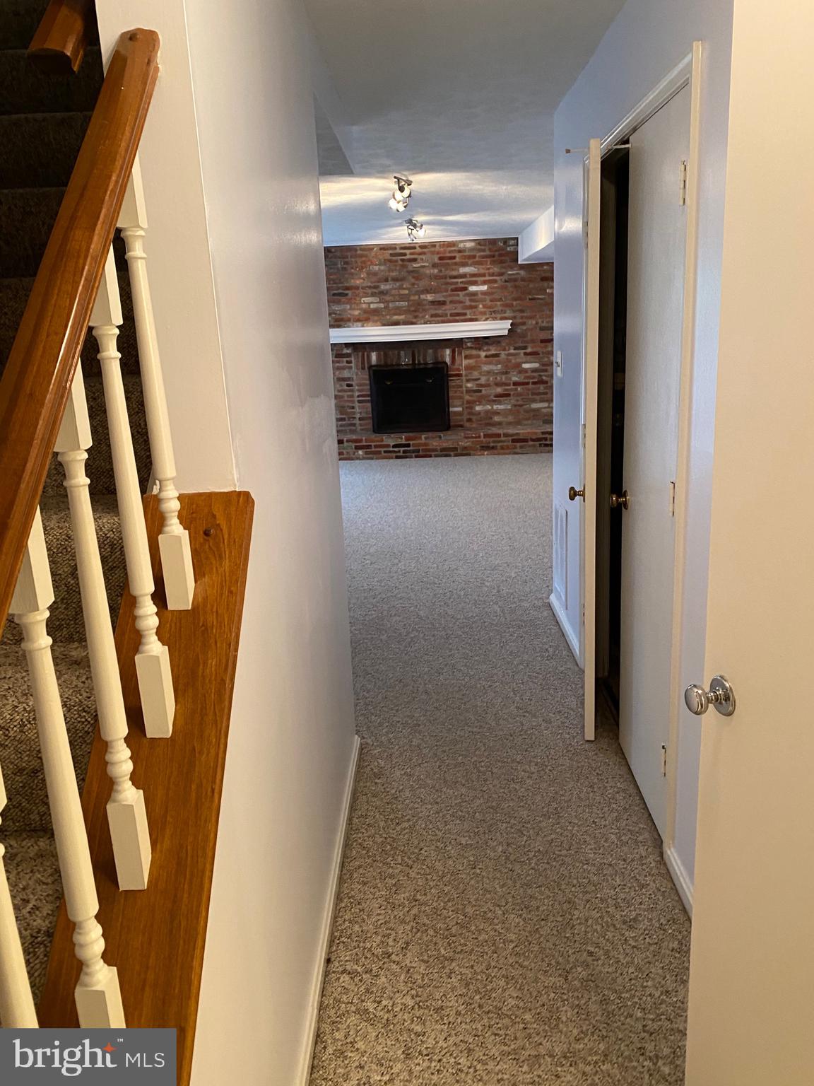 WESTMORELAND SQUARE - Residential Lease