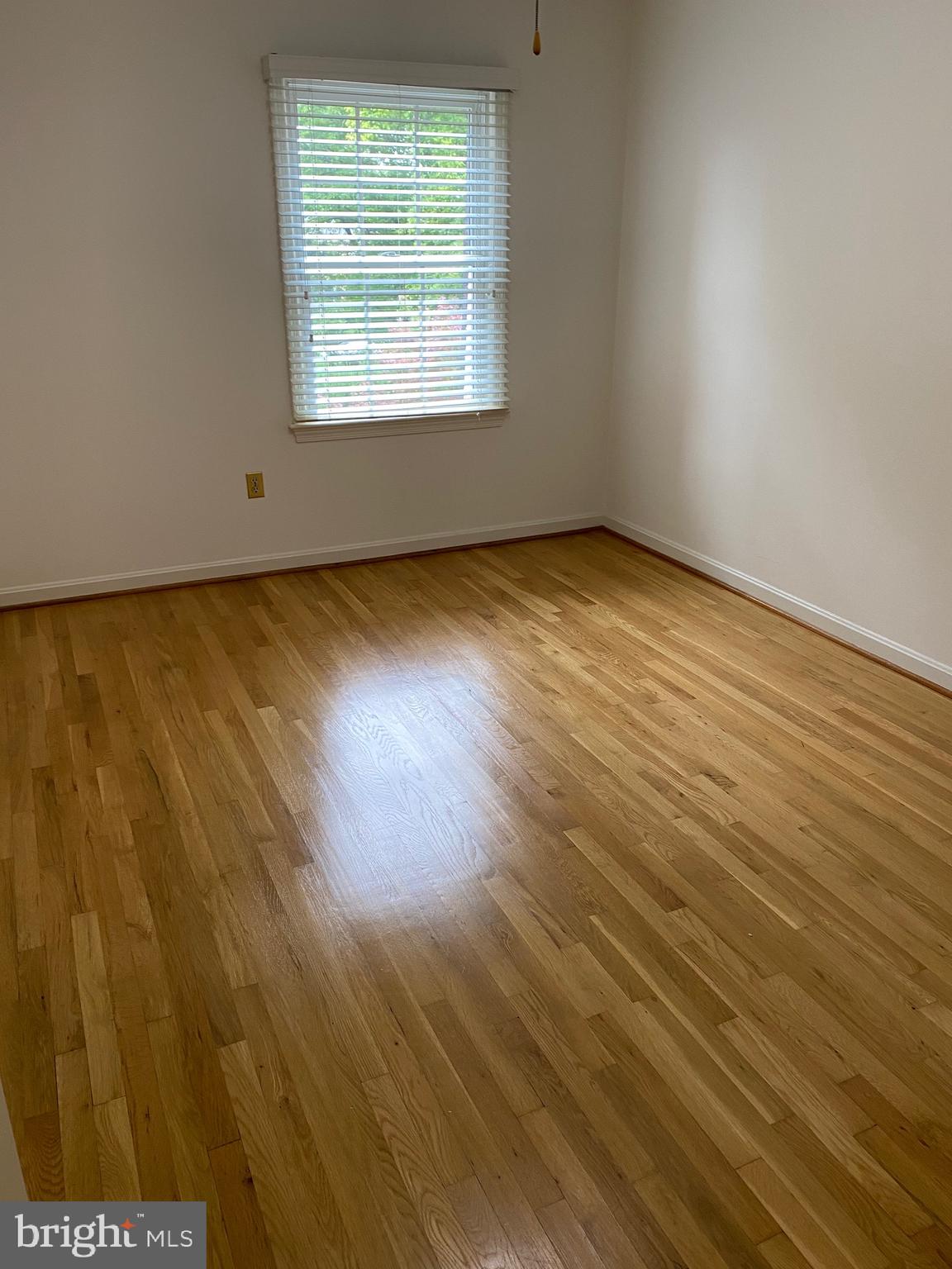 WESTMORELAND SQUARE - Residential Lease