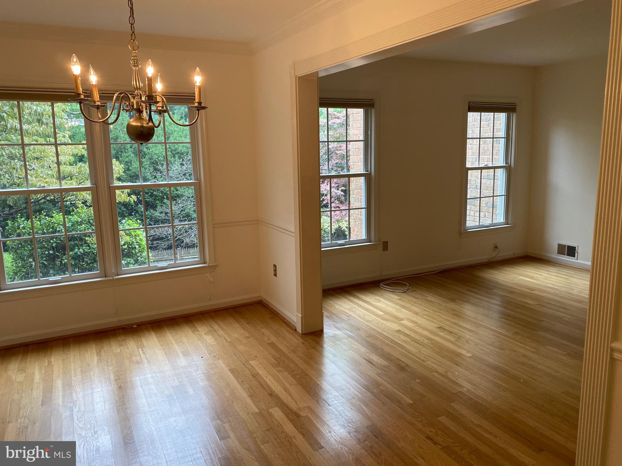 WESTMORELAND SQUARE - Residential Lease