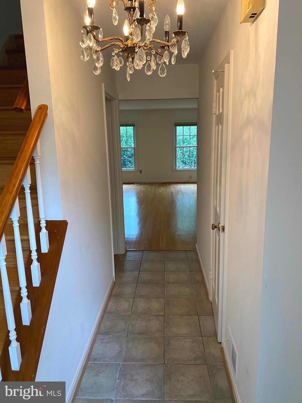 WESTMORELAND SQUARE - Residential Lease