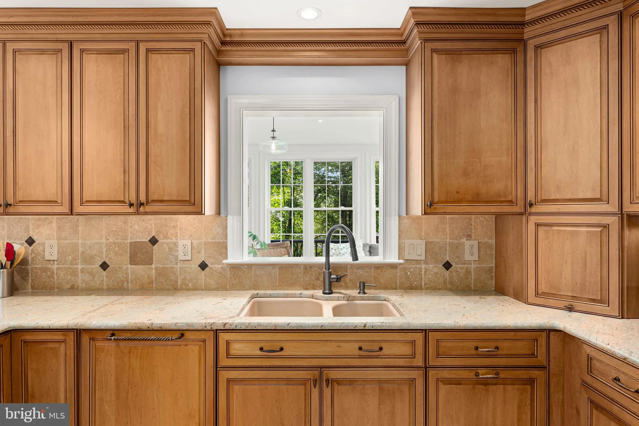 Broomall, Pennsylvania 19008, United States, 4 Bedrooms Bedrooms, ,3 BathroomsBathrooms,Residential,Active,172734