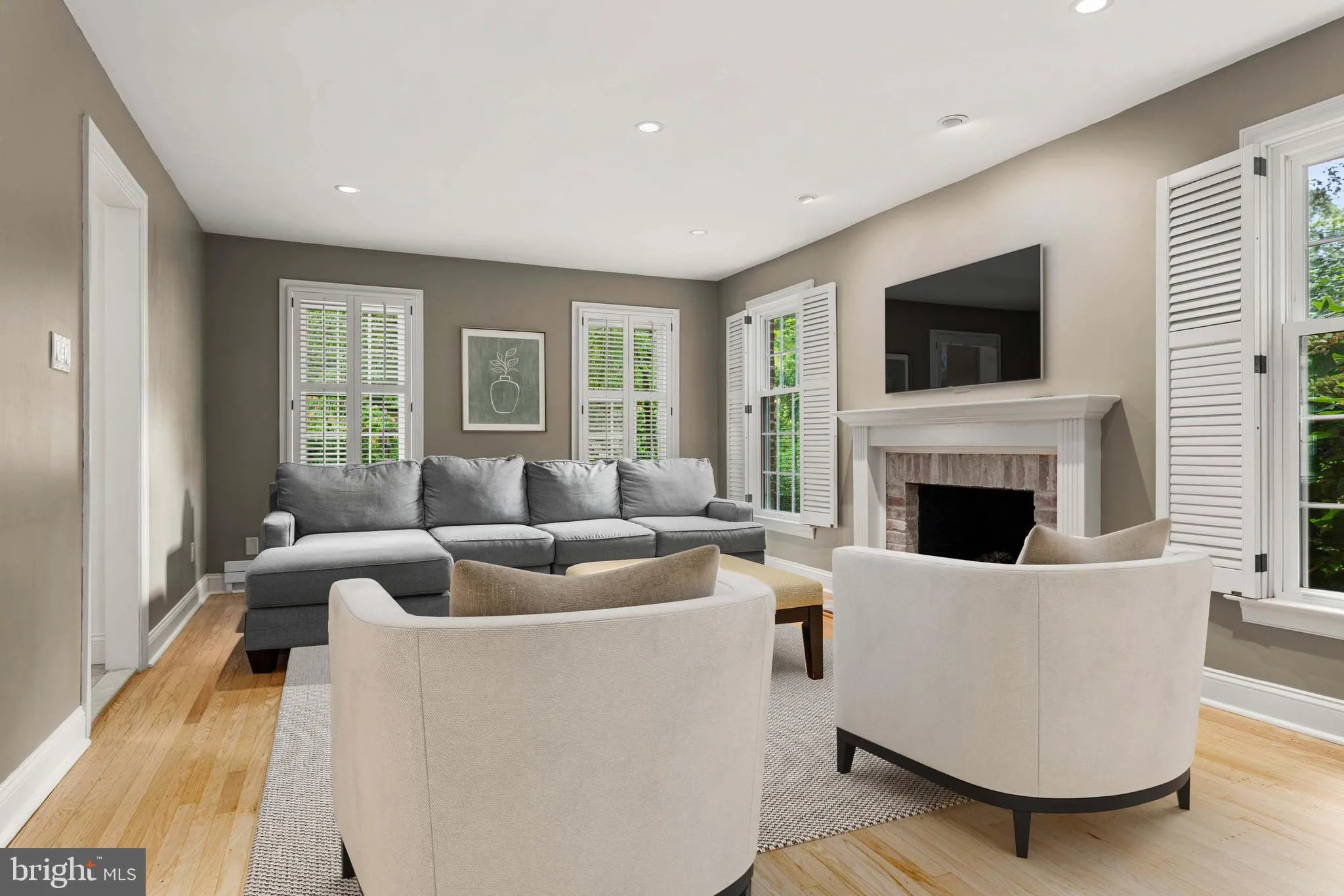 Broomall, Pennsylvania 19008, United States, 4 Bedrooms Bedrooms, ,3 BathroomsBathrooms,Residential,Active,172734