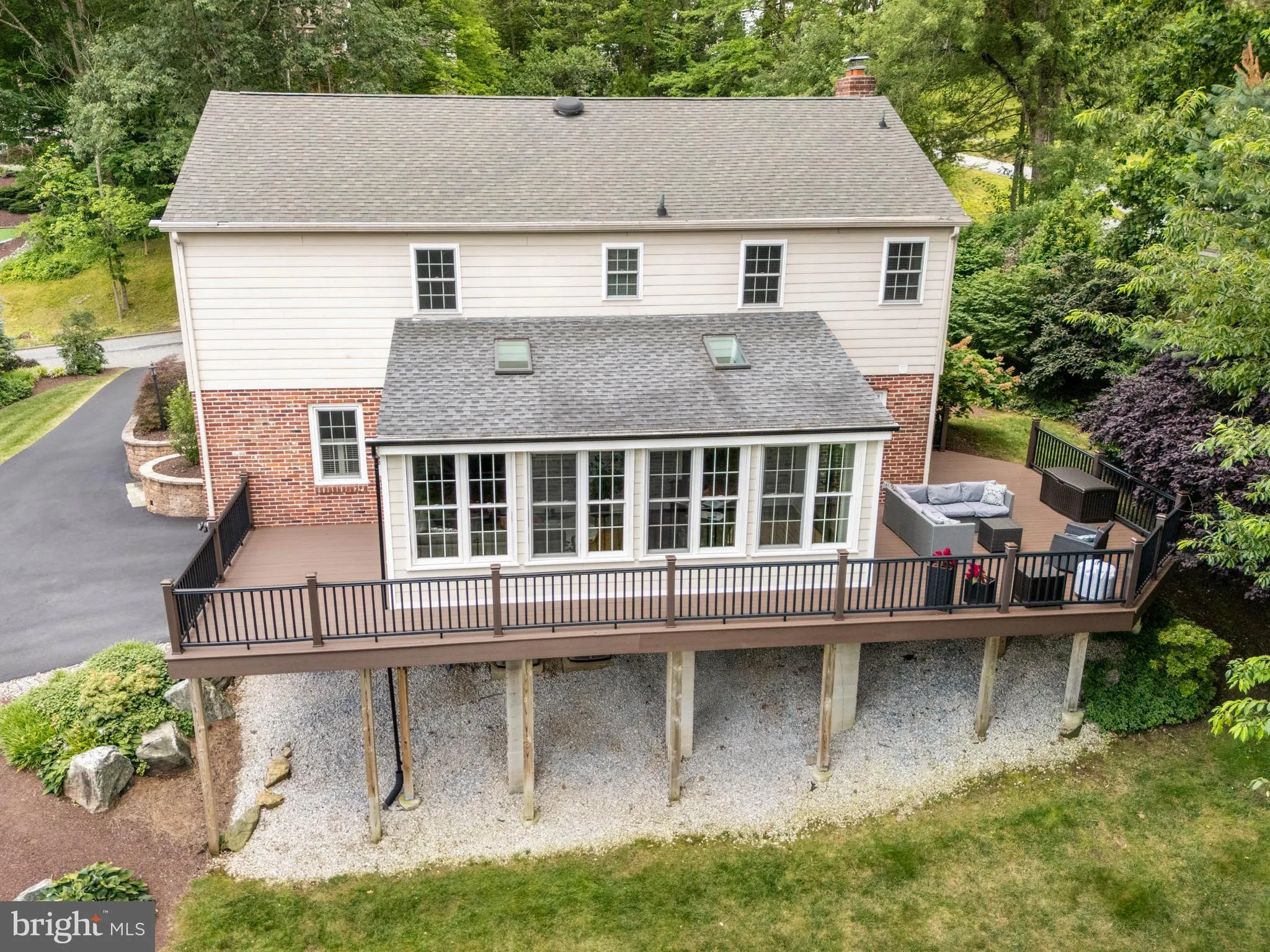 Broomall, Pennsylvania 19008, United States, 4 Bedrooms Bedrooms, ,3 BathroomsBathrooms,Residential,Active,172734