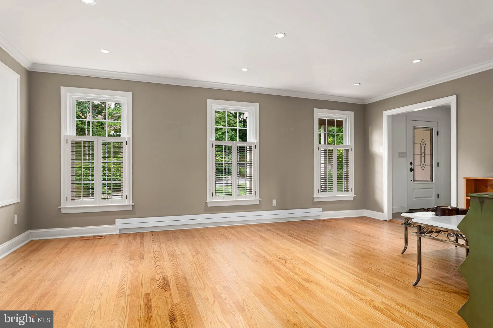 Broomall, Pennsylvania 19008, United States, 4 Bedrooms Bedrooms, ,3 BathroomsBathrooms,Residential,Active,172734