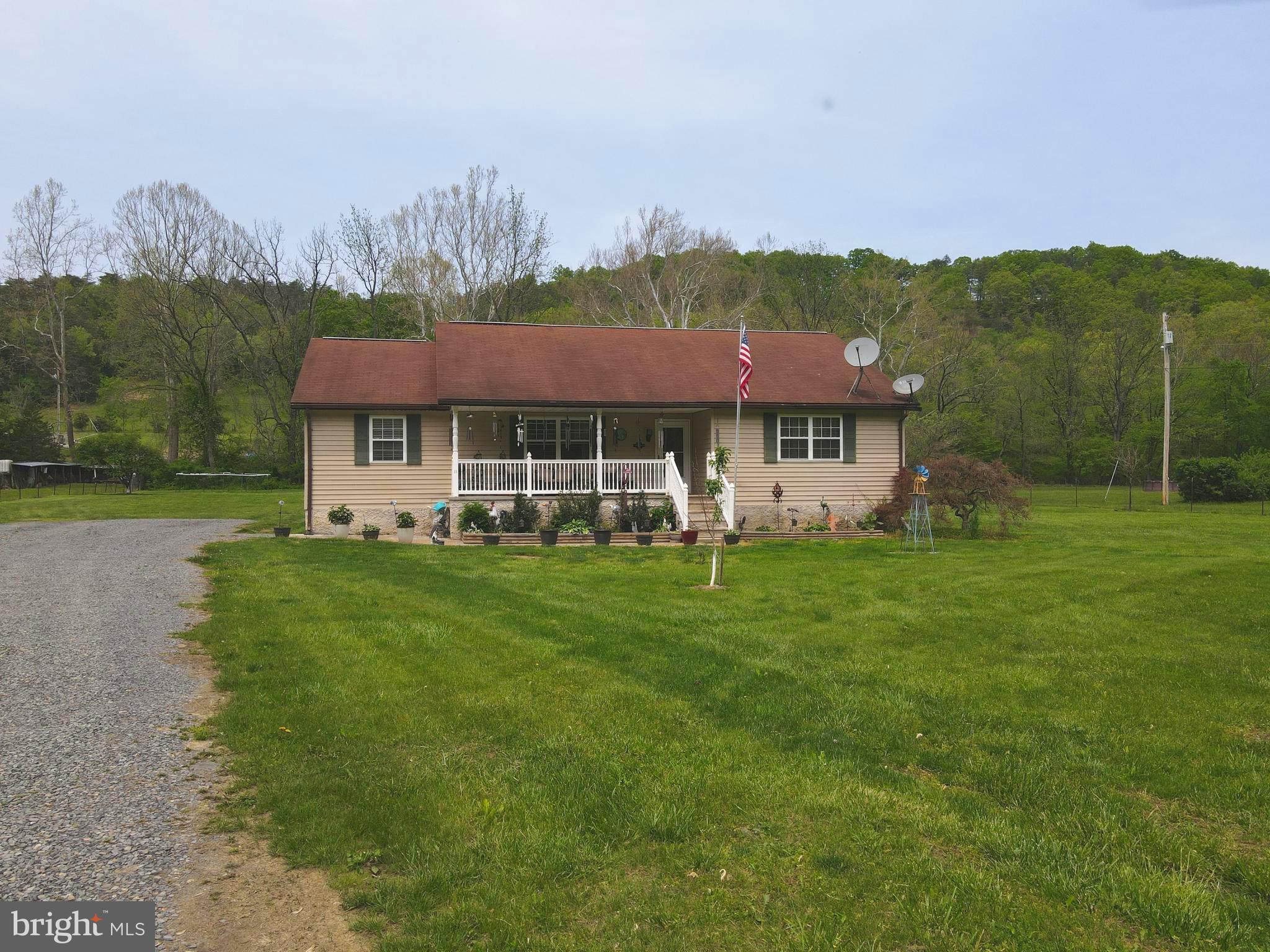 MEADOWLANDS - Residential