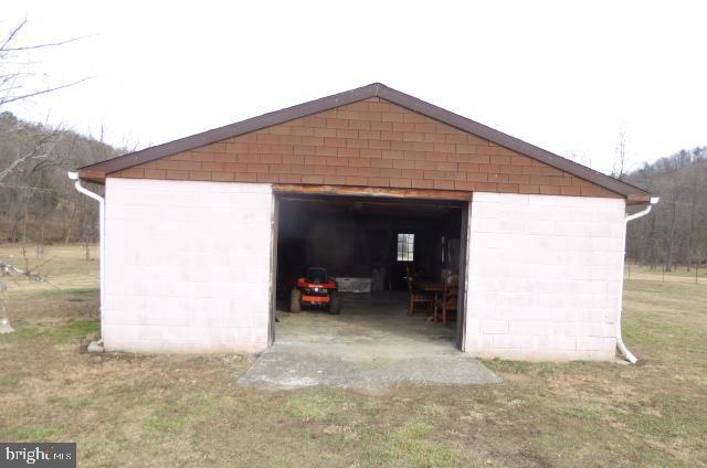 MEADOWLANDS - Residential