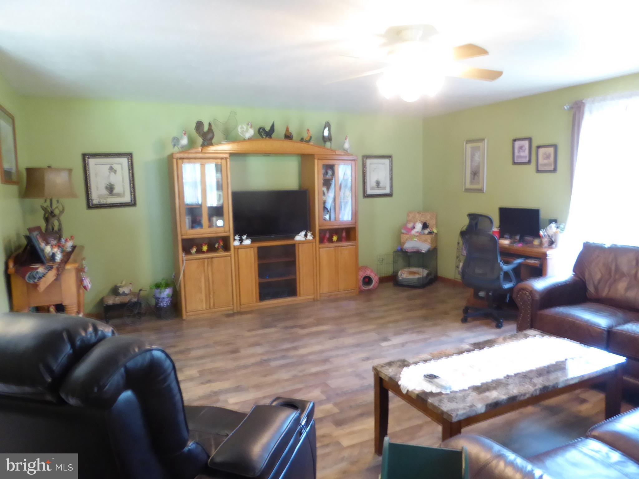 MEADOWLANDS - Residential