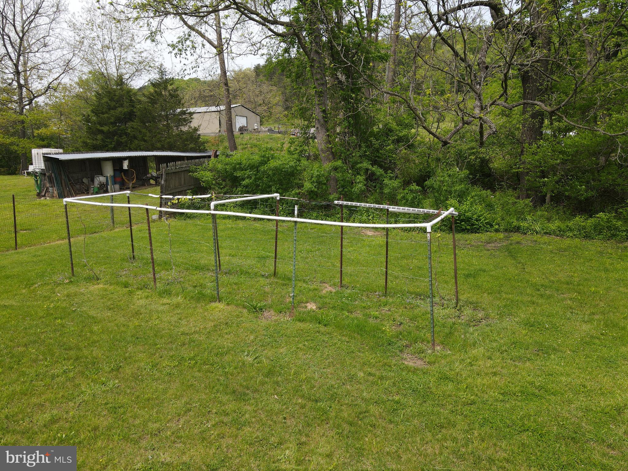 MEADOWLANDS - Residential