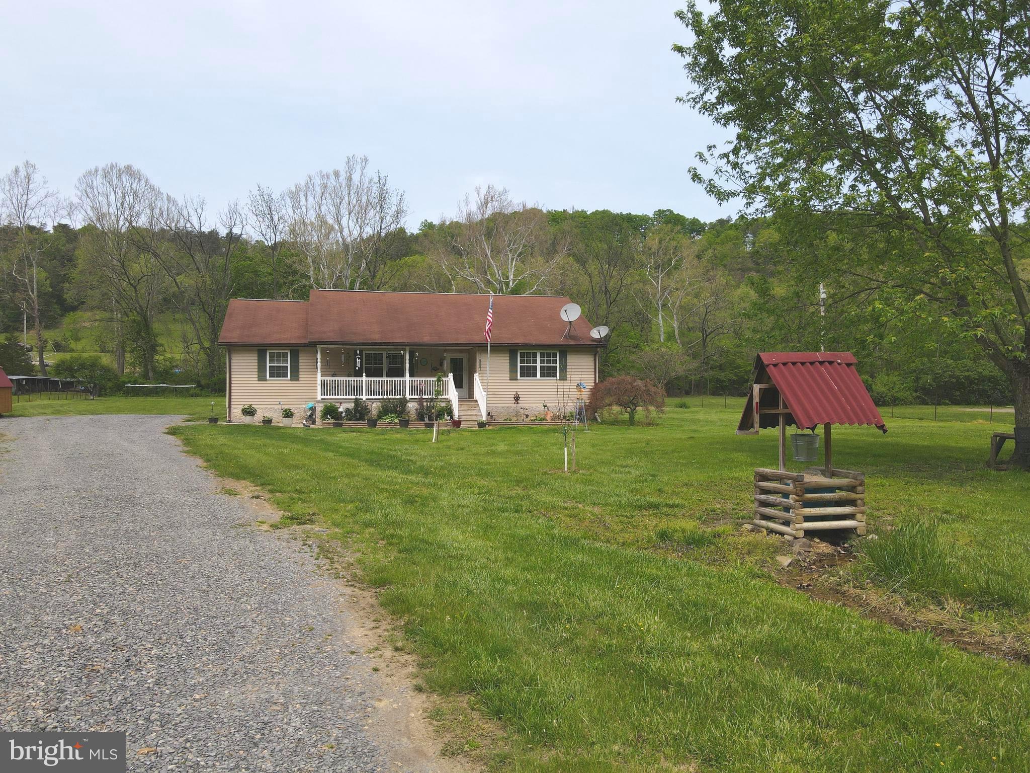 MEADOWLANDS - Residential