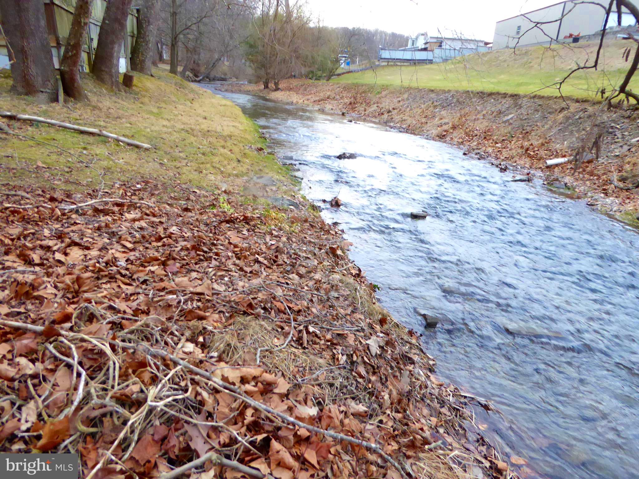 MEADOWLANDS - Residential