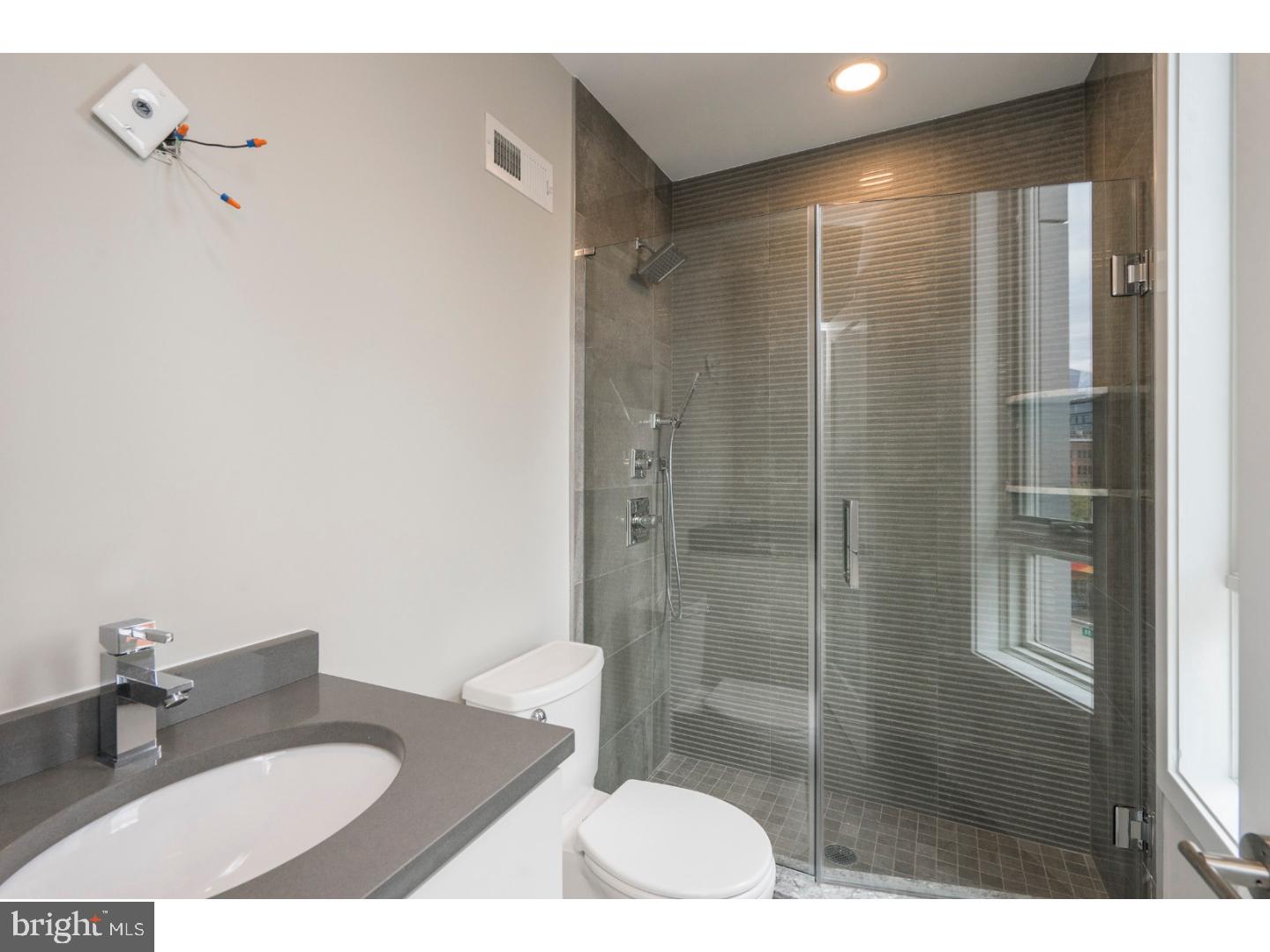 RITTENHOUSE SQUARE - Residential Income