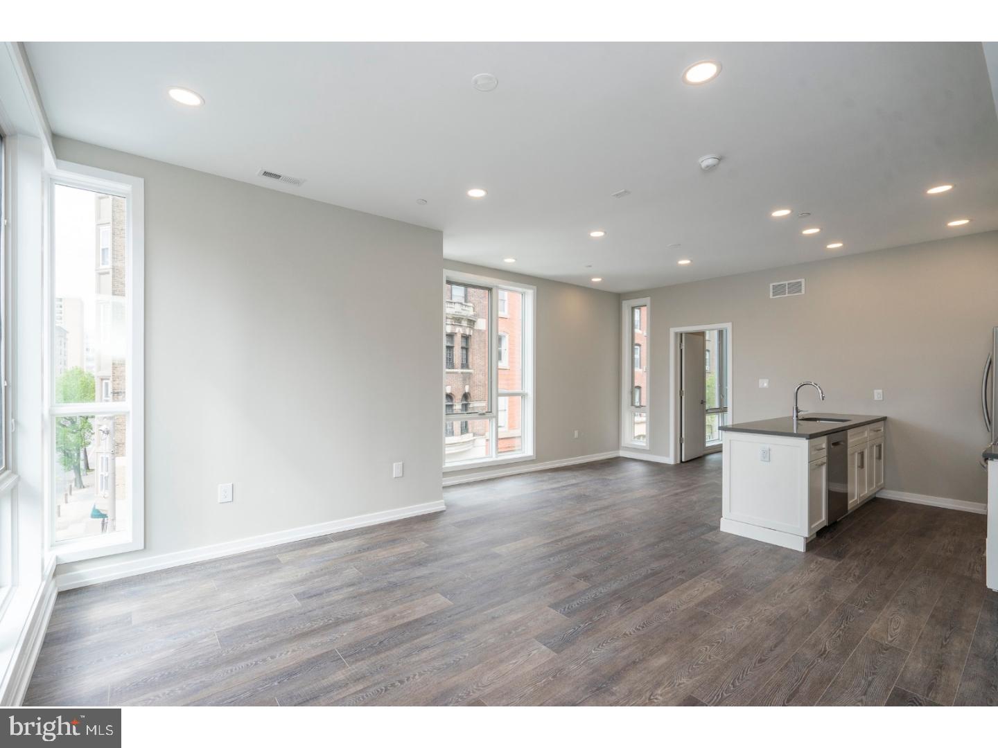 RITTENHOUSE SQUARE - Residential Income