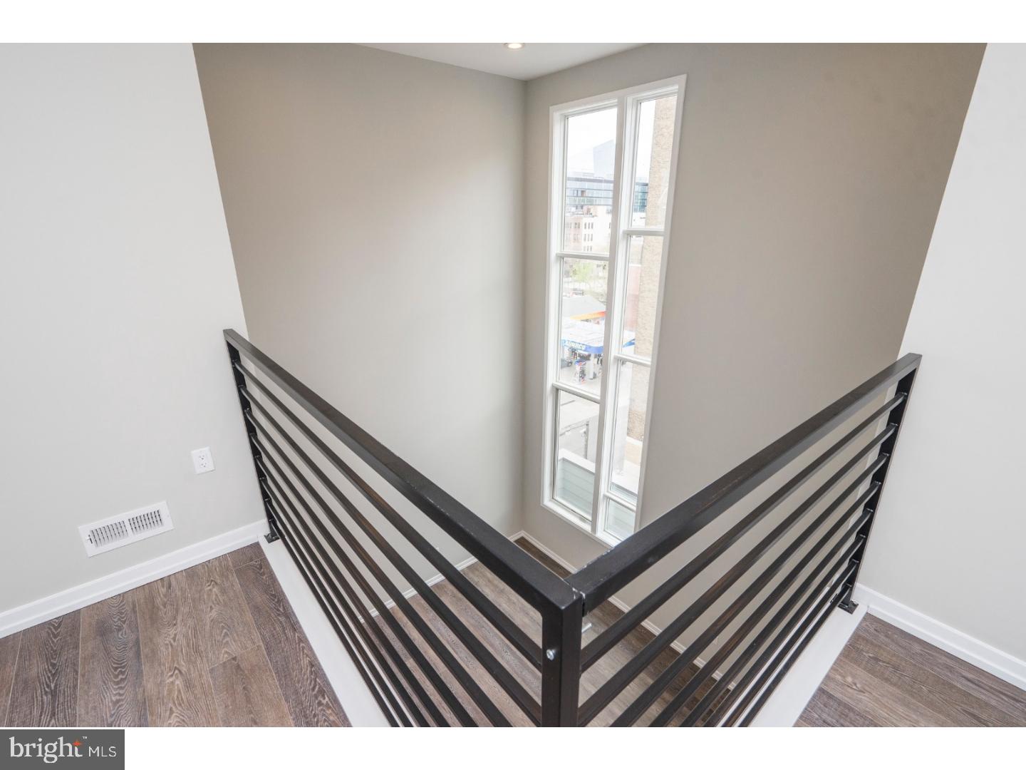 RITTENHOUSE SQUARE - Residential Income