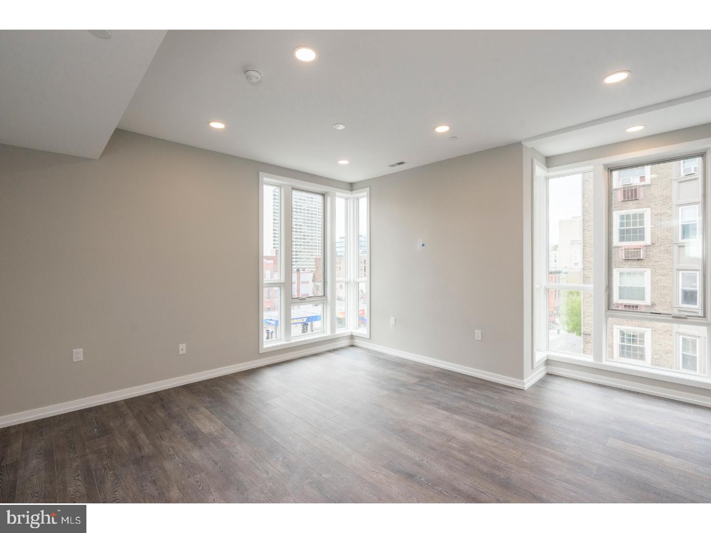 RITTENHOUSE SQUARE - Residential Income