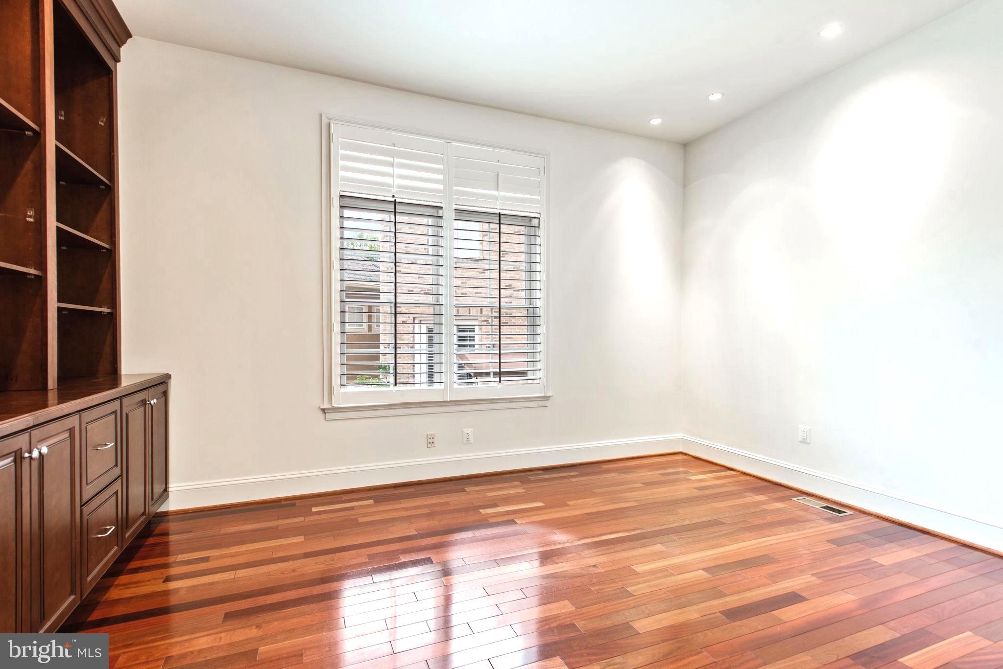 RIVER QUARRY - Residential Lease