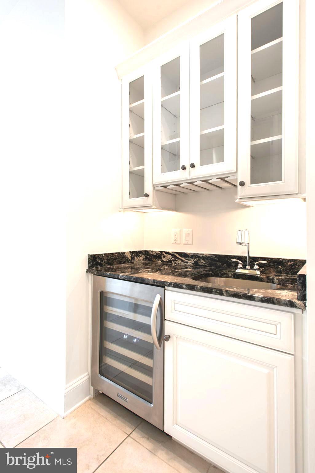 RIVER QUARRY - Residential Lease