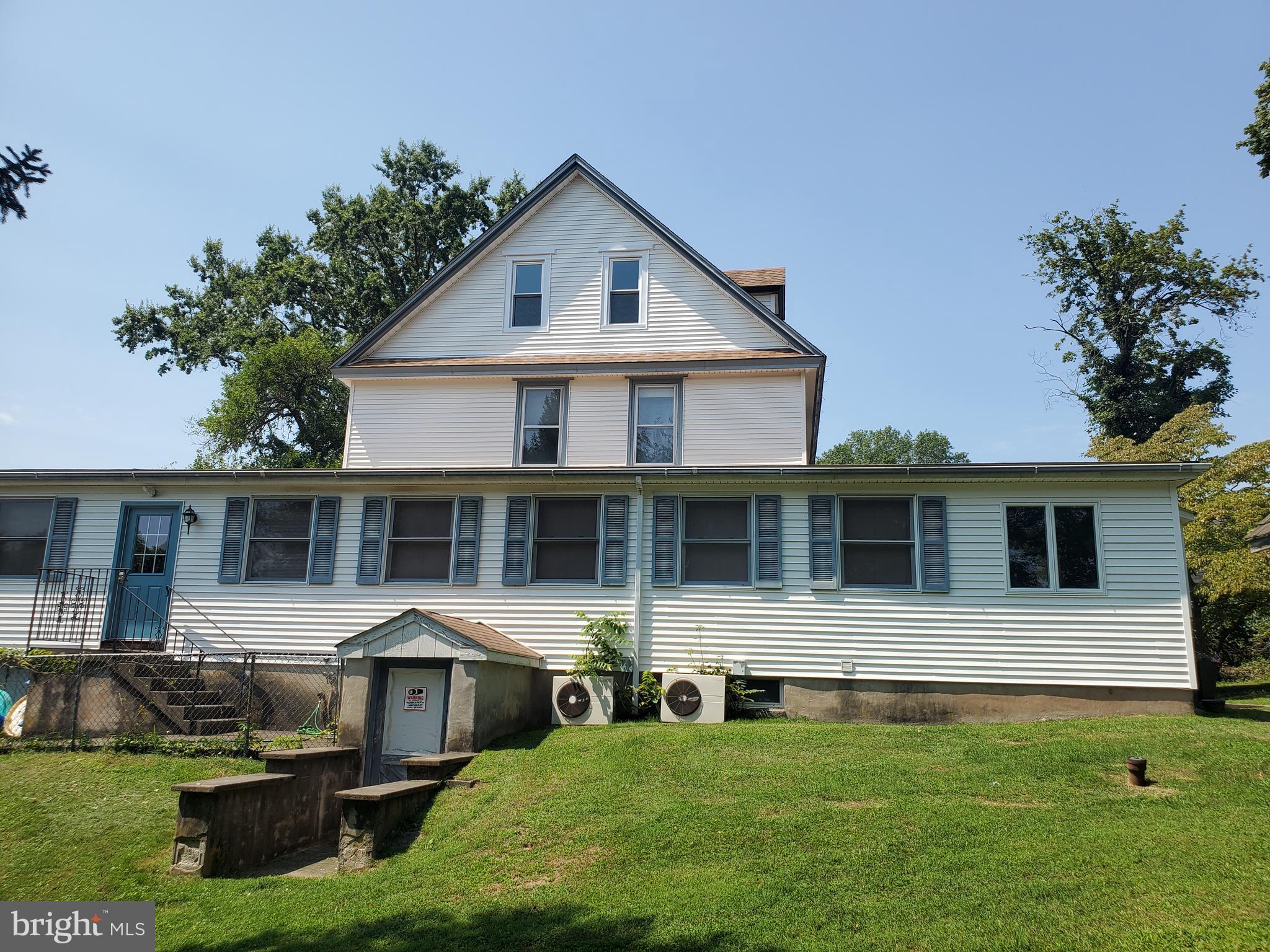615 BELMONT AVENUE