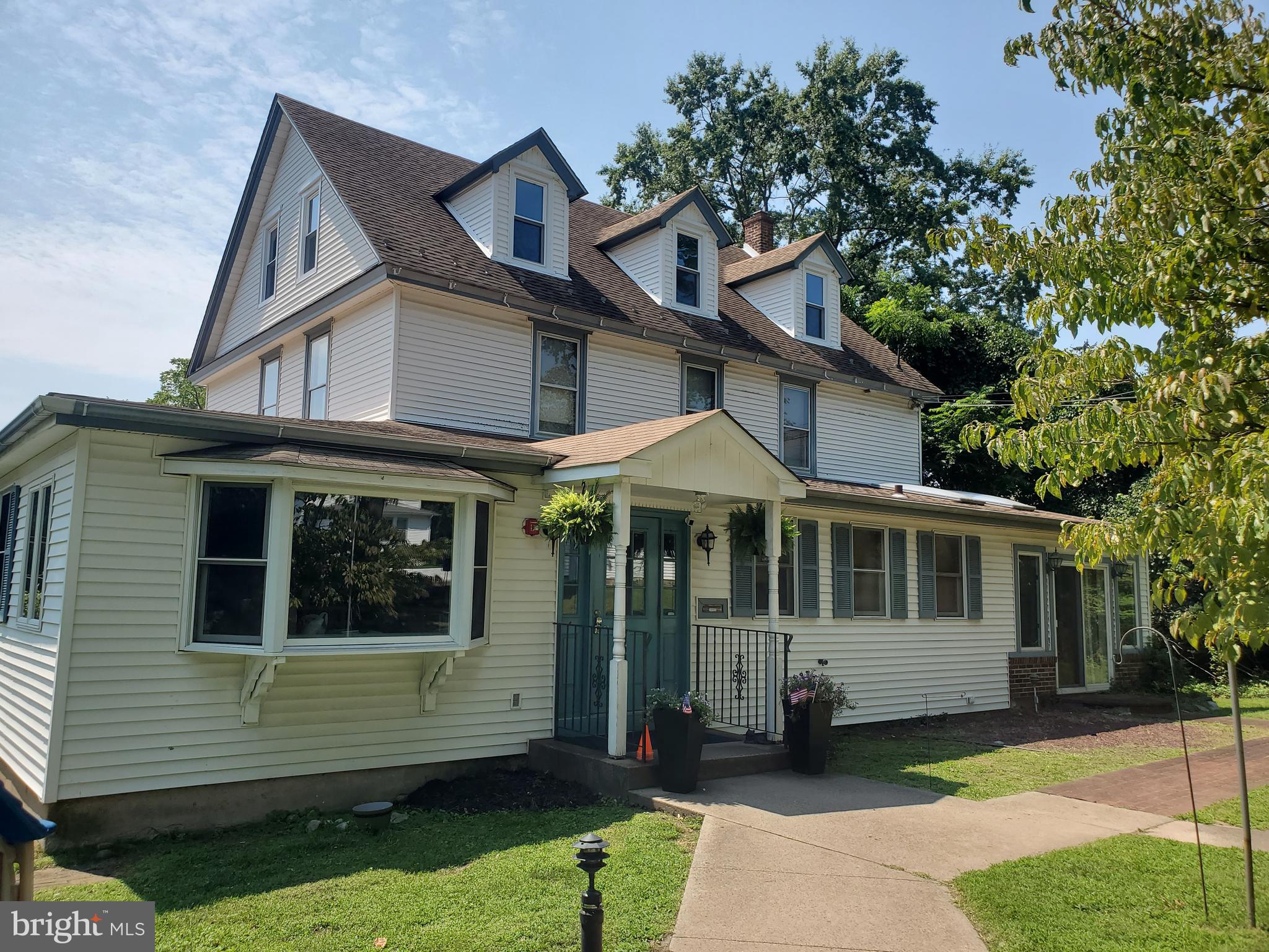 615 BELMONT AVENUE