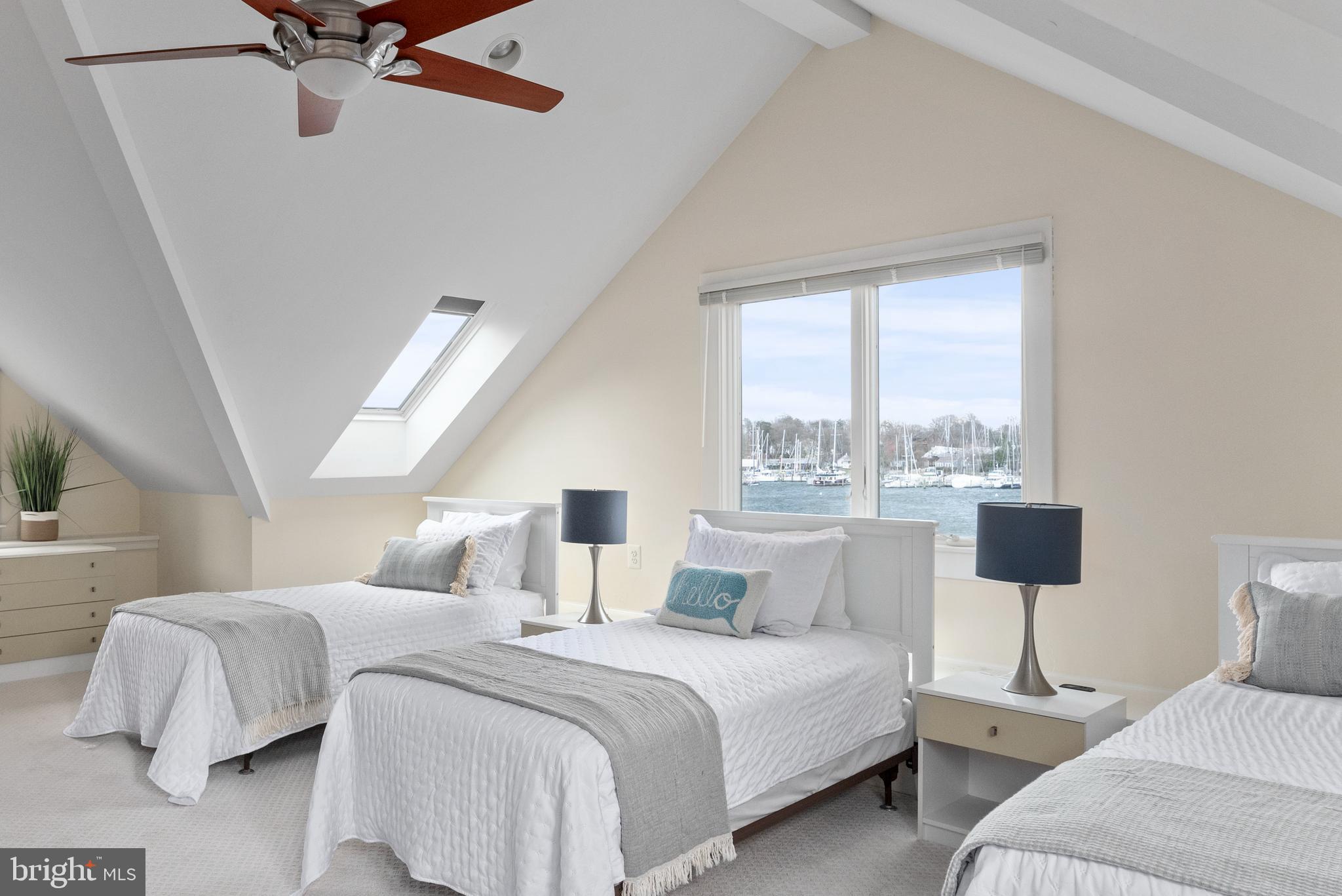 EASTPORT - Residential