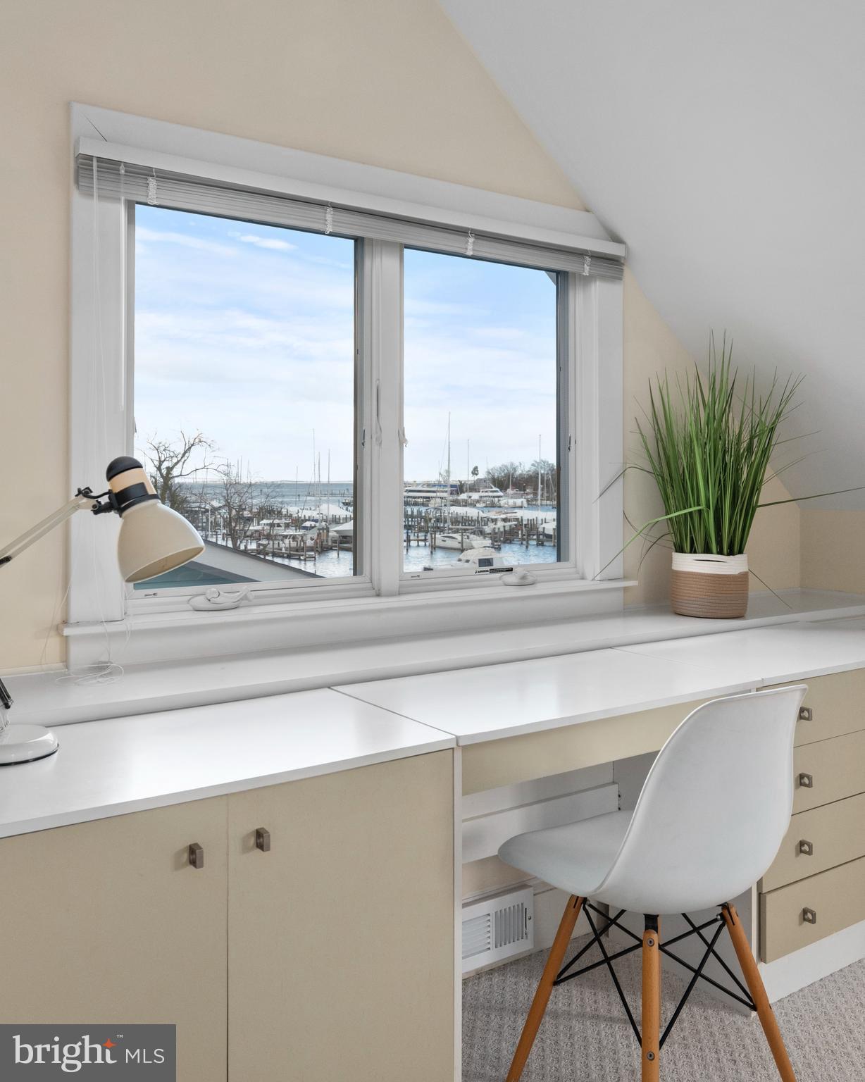 EASTPORT - Residential