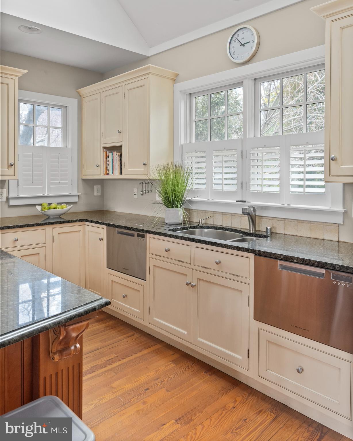 EASTPORT - Residential