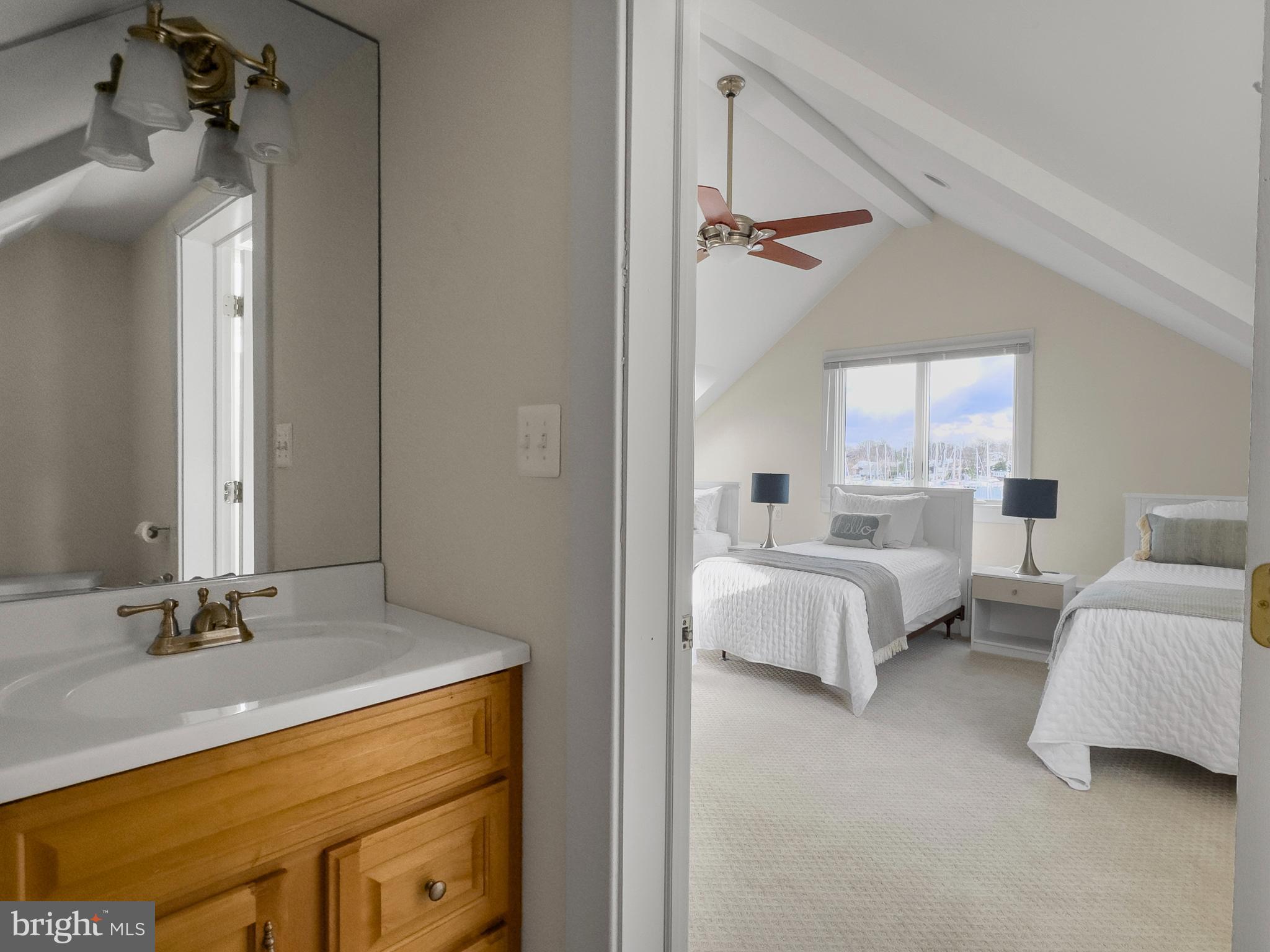 EASTPORT - Residential