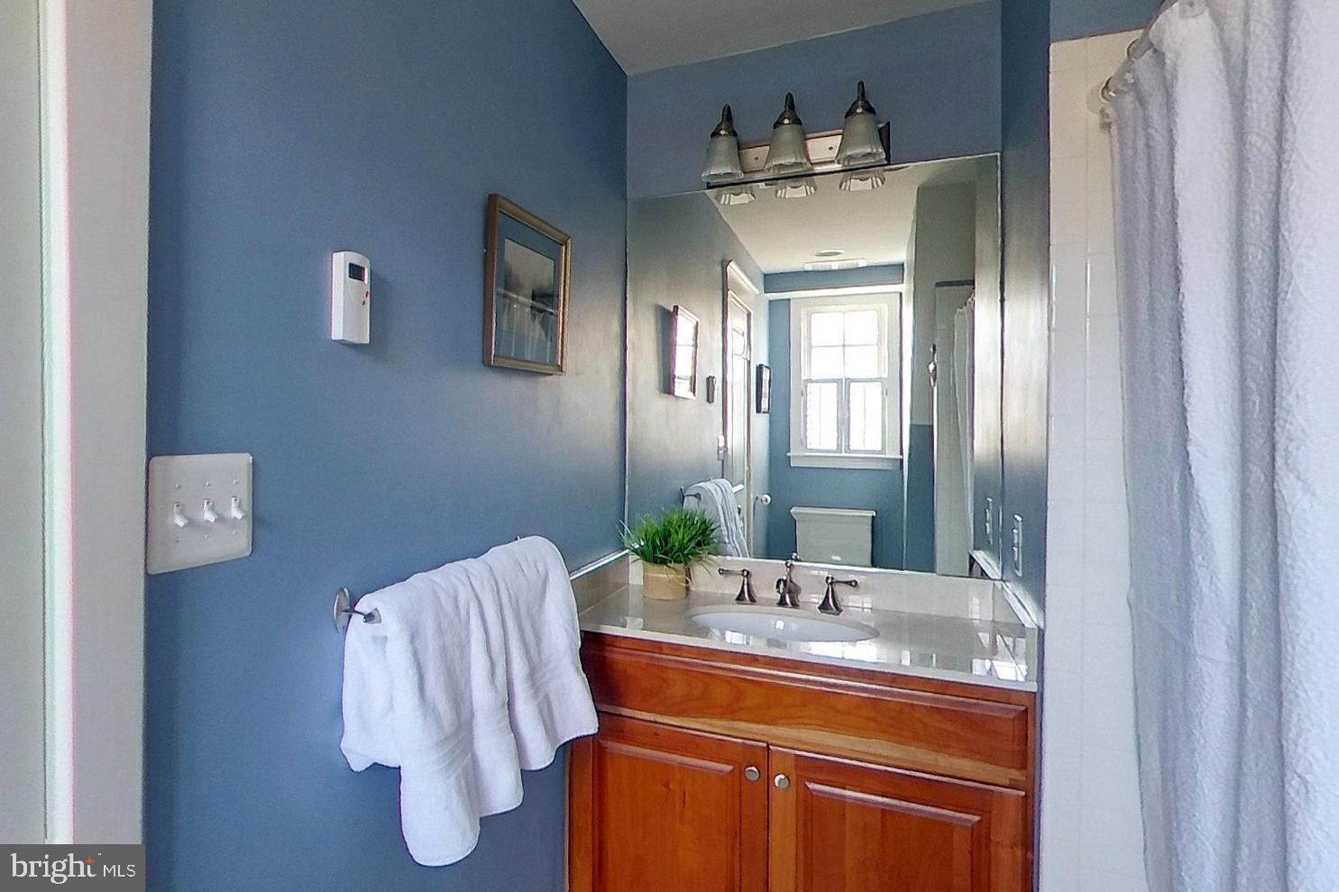 EASTPORT - Residential