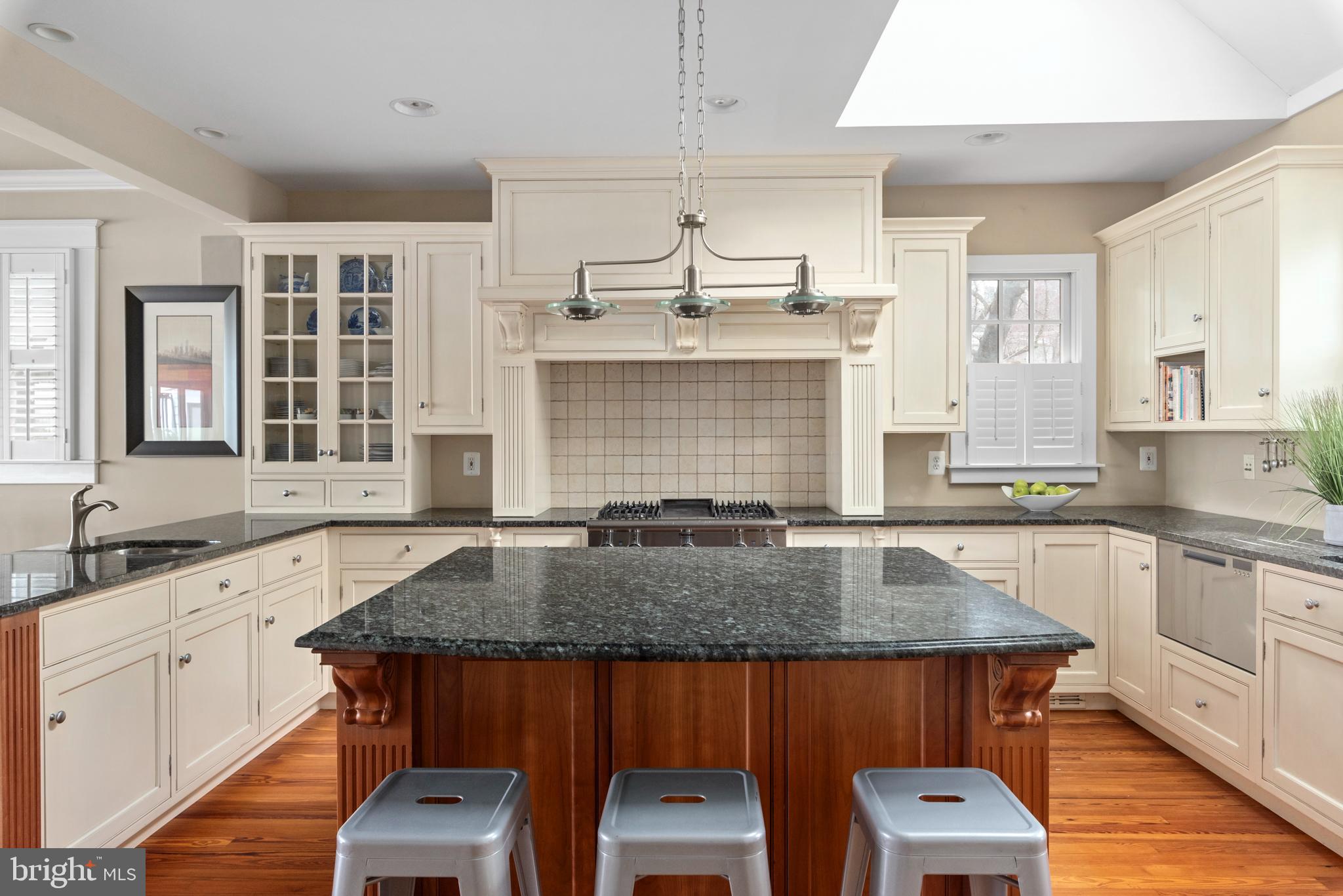 EASTPORT - Residential