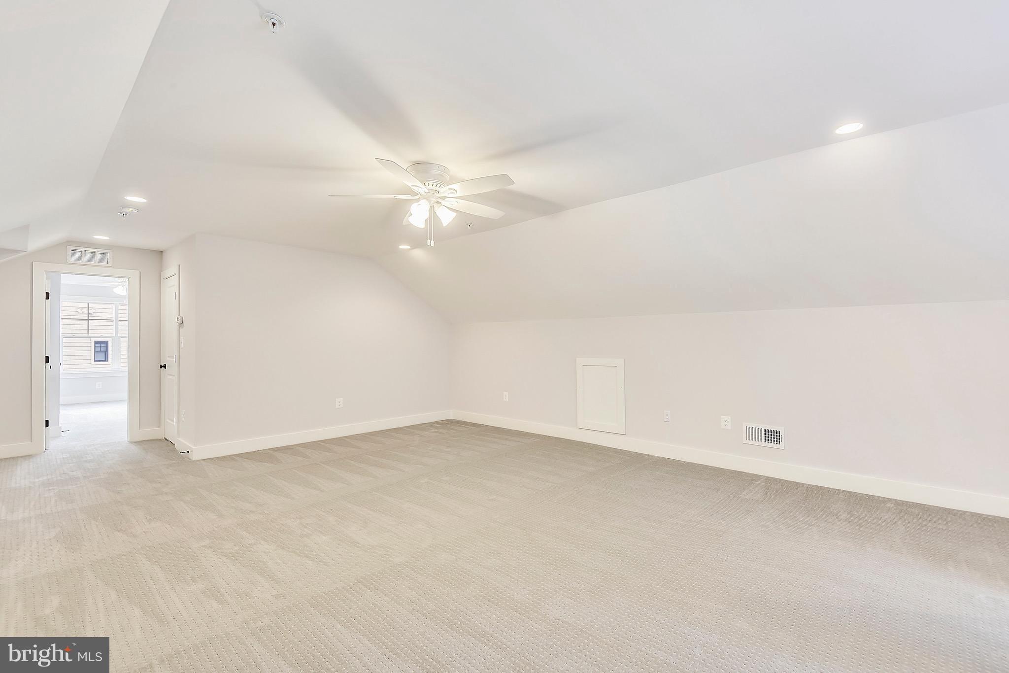 WOODHAVEN - Residential