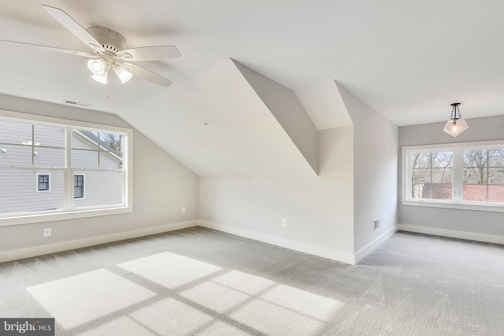 WOODHAVEN - Residential