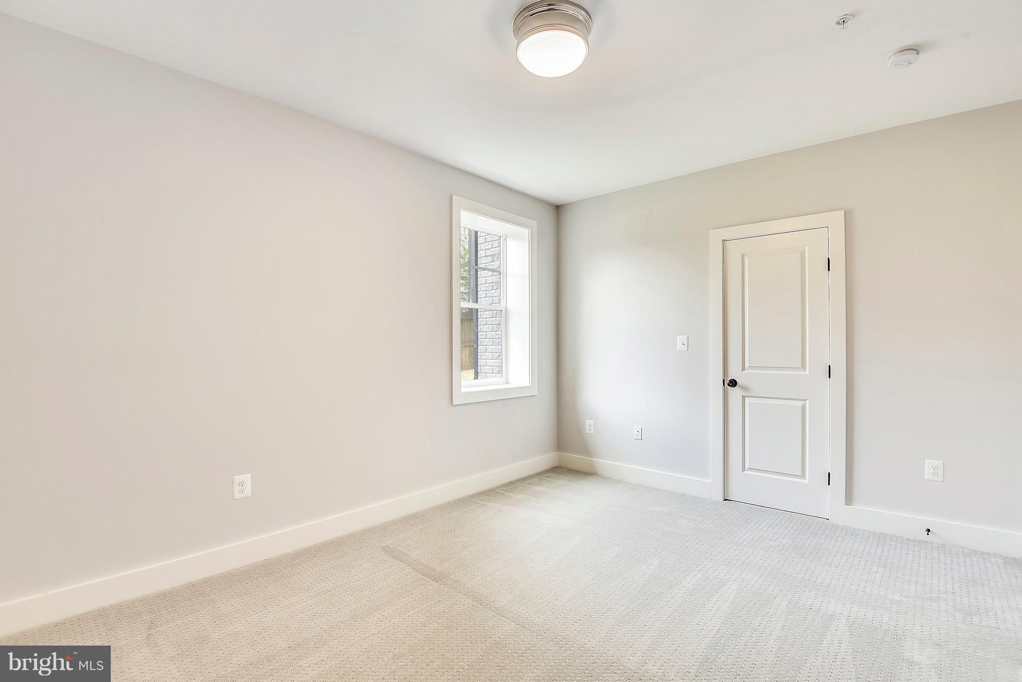WOODHAVEN - Residential
