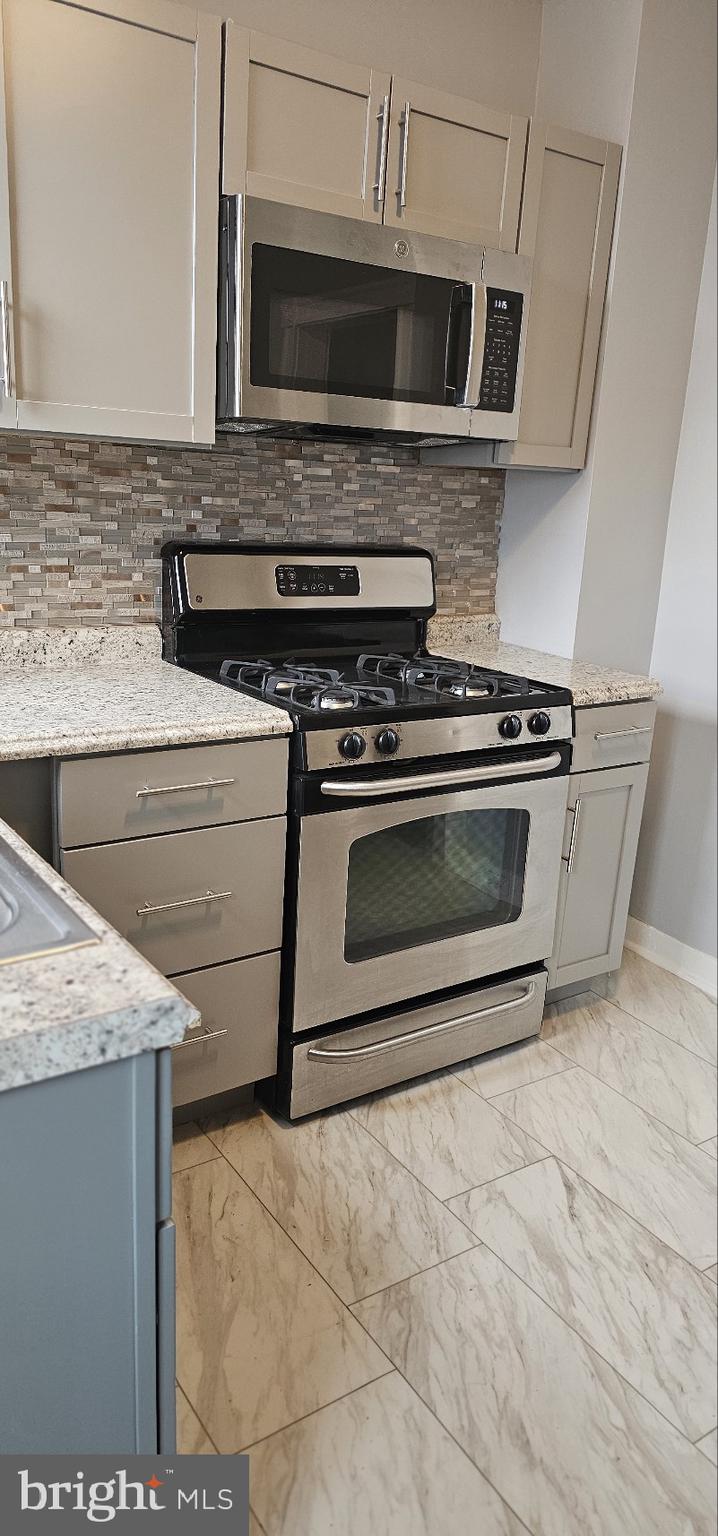 MORRELL PARK - Residential Lease