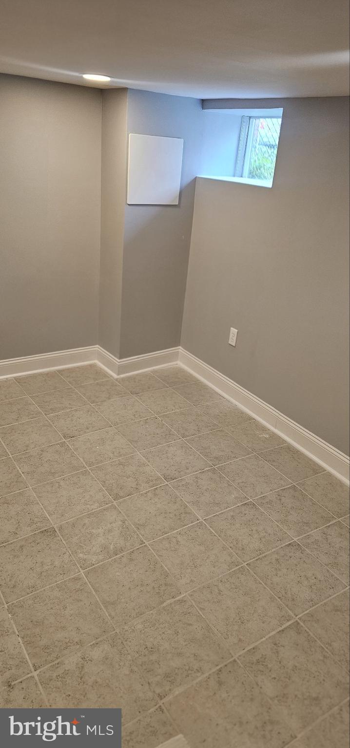 MORRELL PARK - Residential Lease