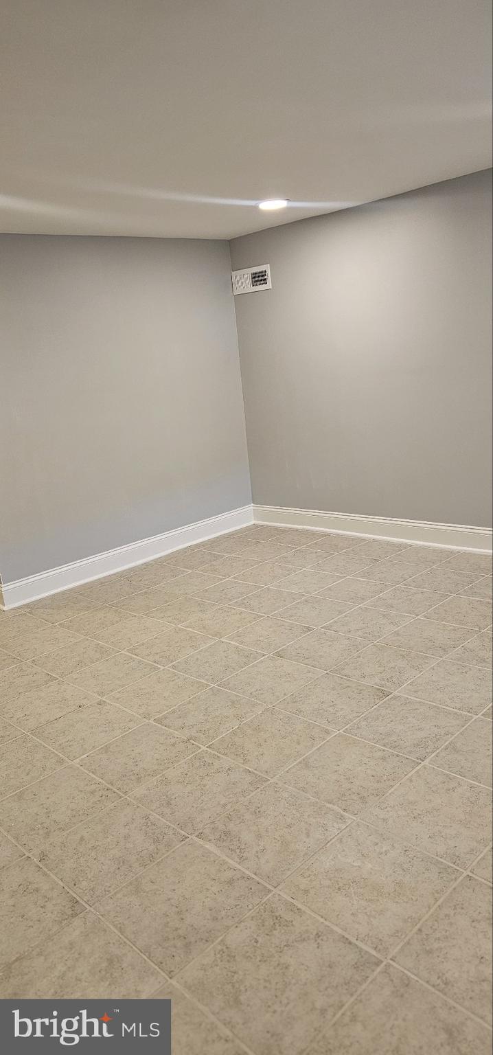 MORRELL PARK - Residential Lease