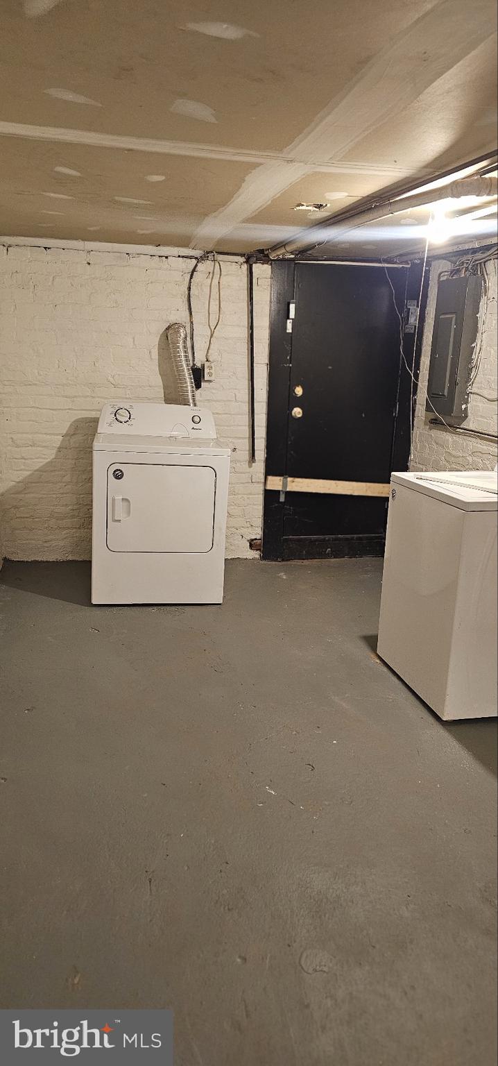 MORRELL PARK - Residential Lease