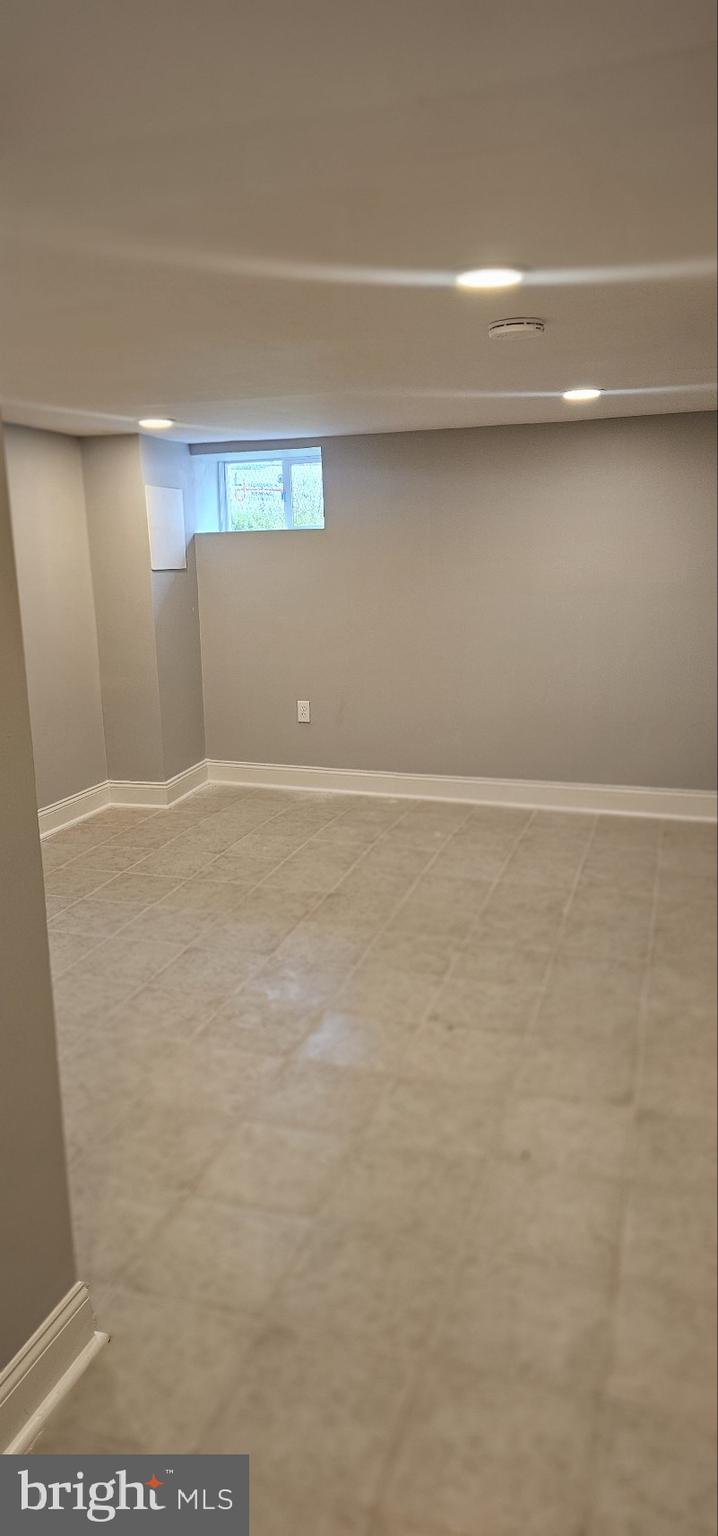 MORRELL PARK - Residential Lease