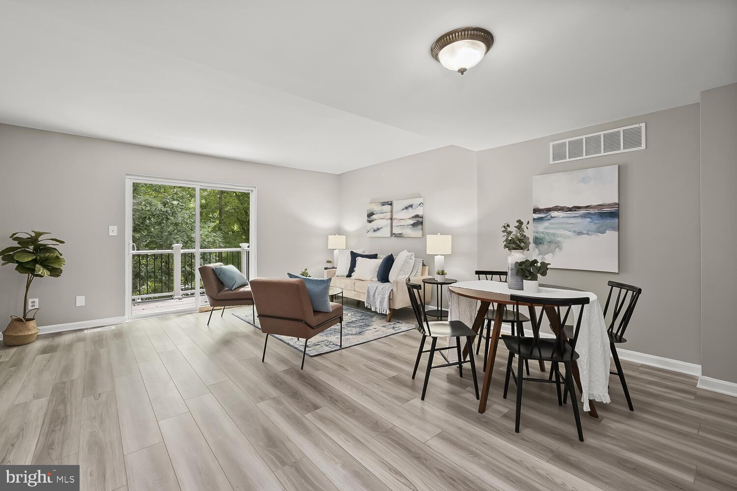 FRANKLIN RIDGE TOWNHOUSE - Residential