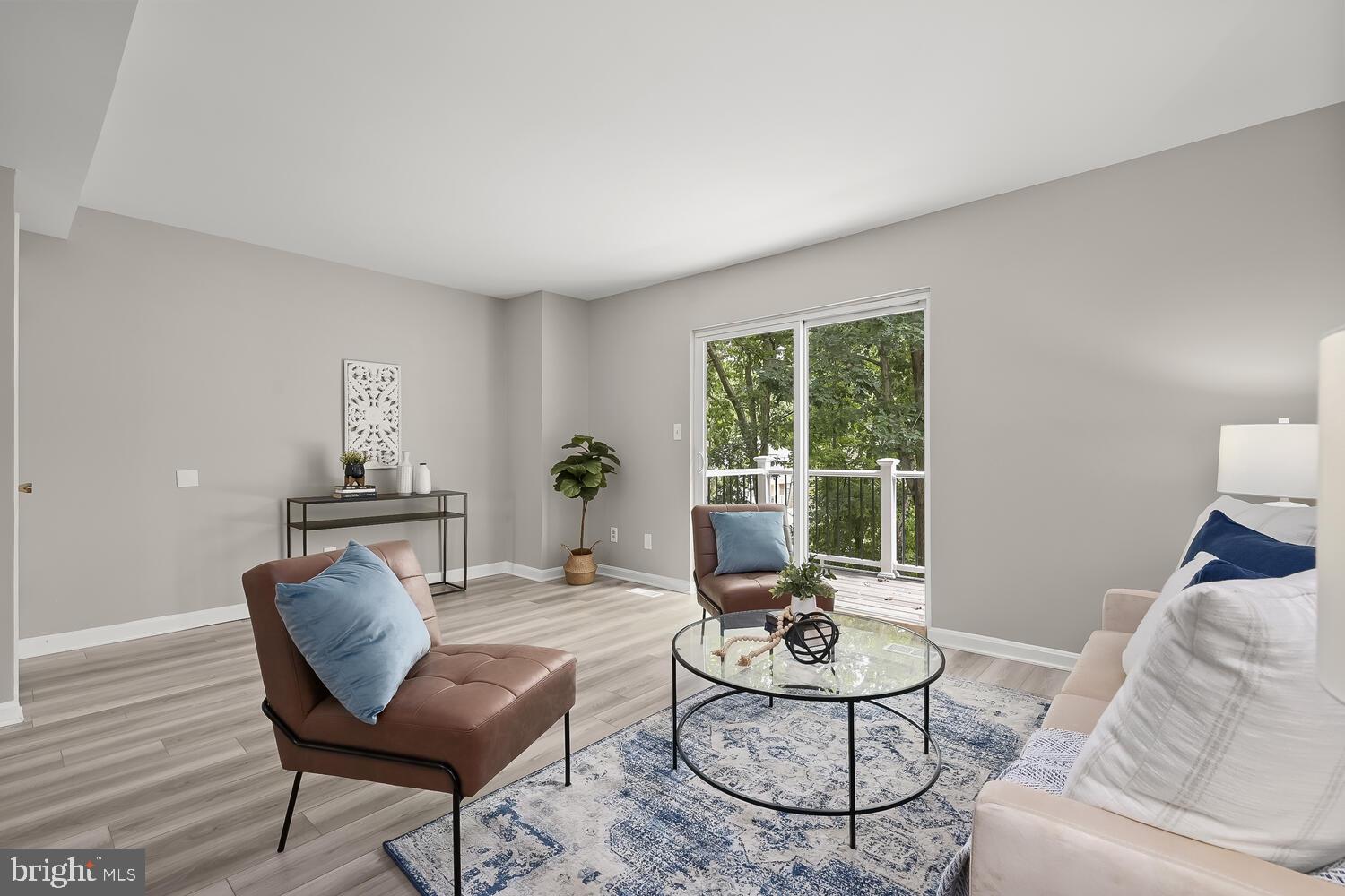 FRANKLIN RIDGE TOWNHOUSE - Residential