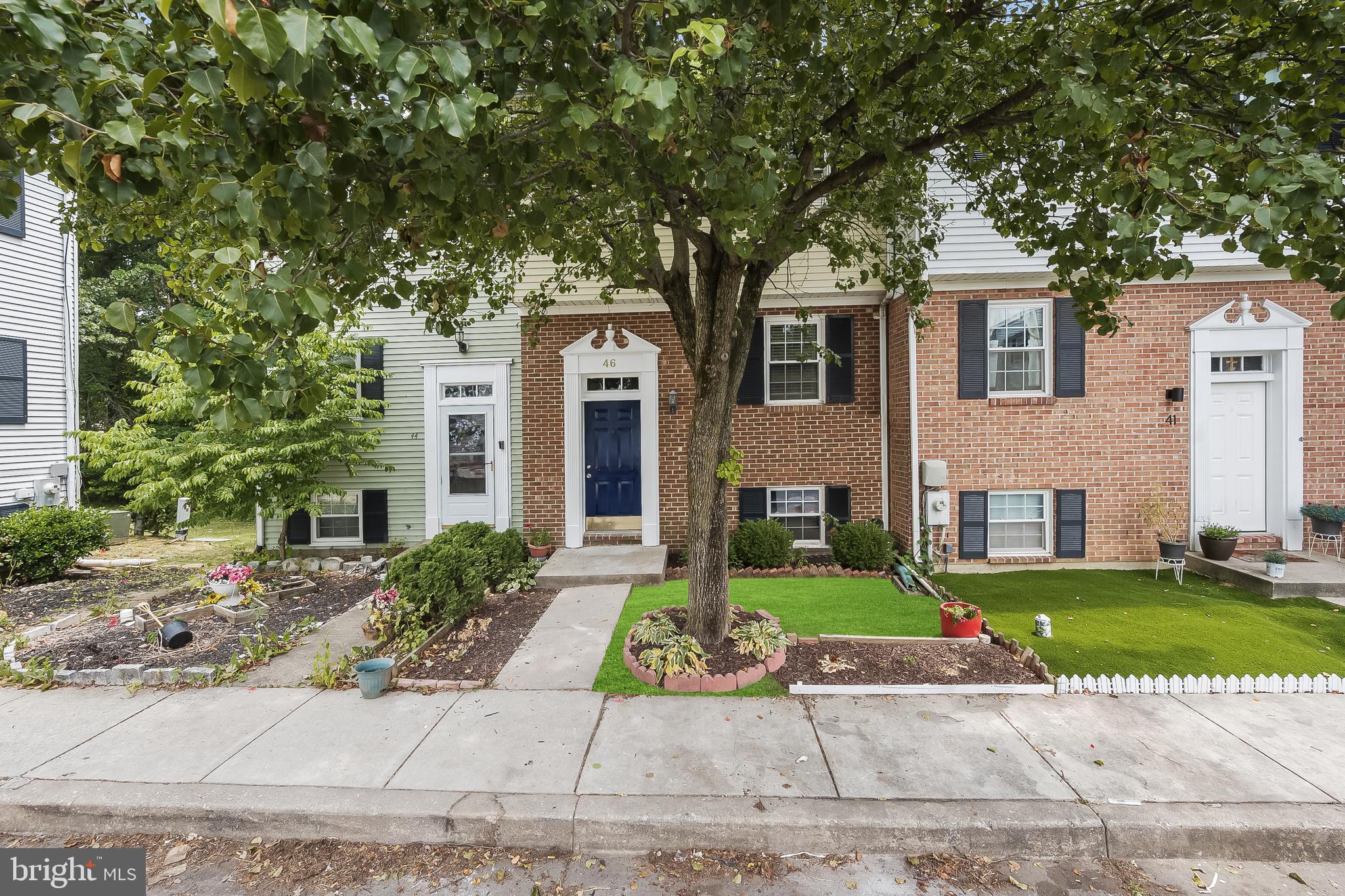 FRANKLIN RIDGE TOWNHOUSE - Residential