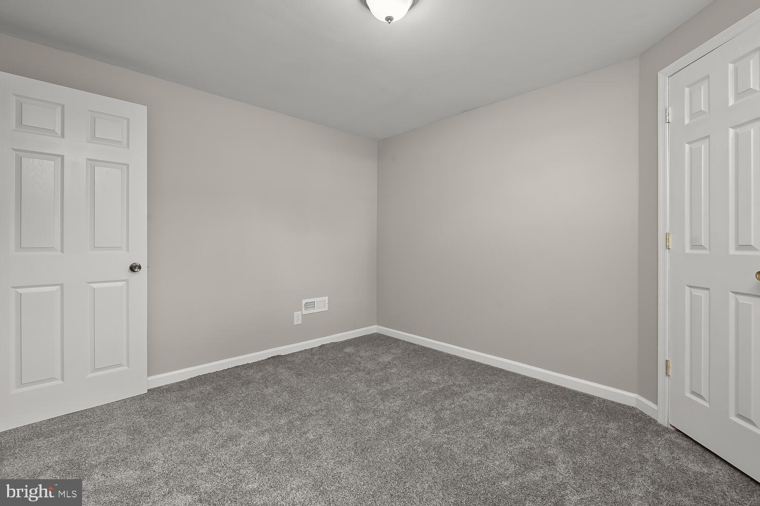 FRANKLIN RIDGE TOWNHOUSE - Residential