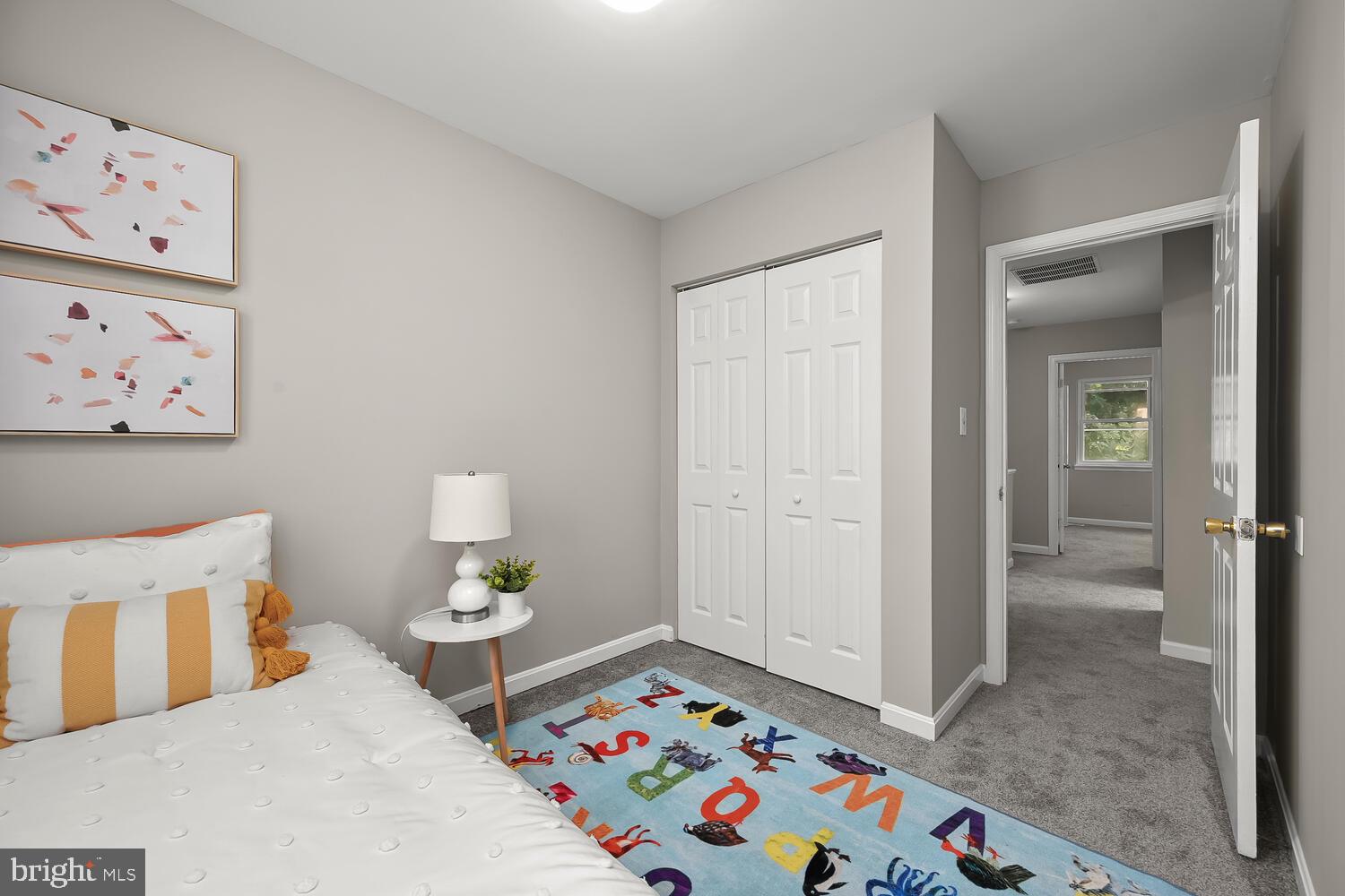 FRANKLIN RIDGE TOWNHOUSE - Residential