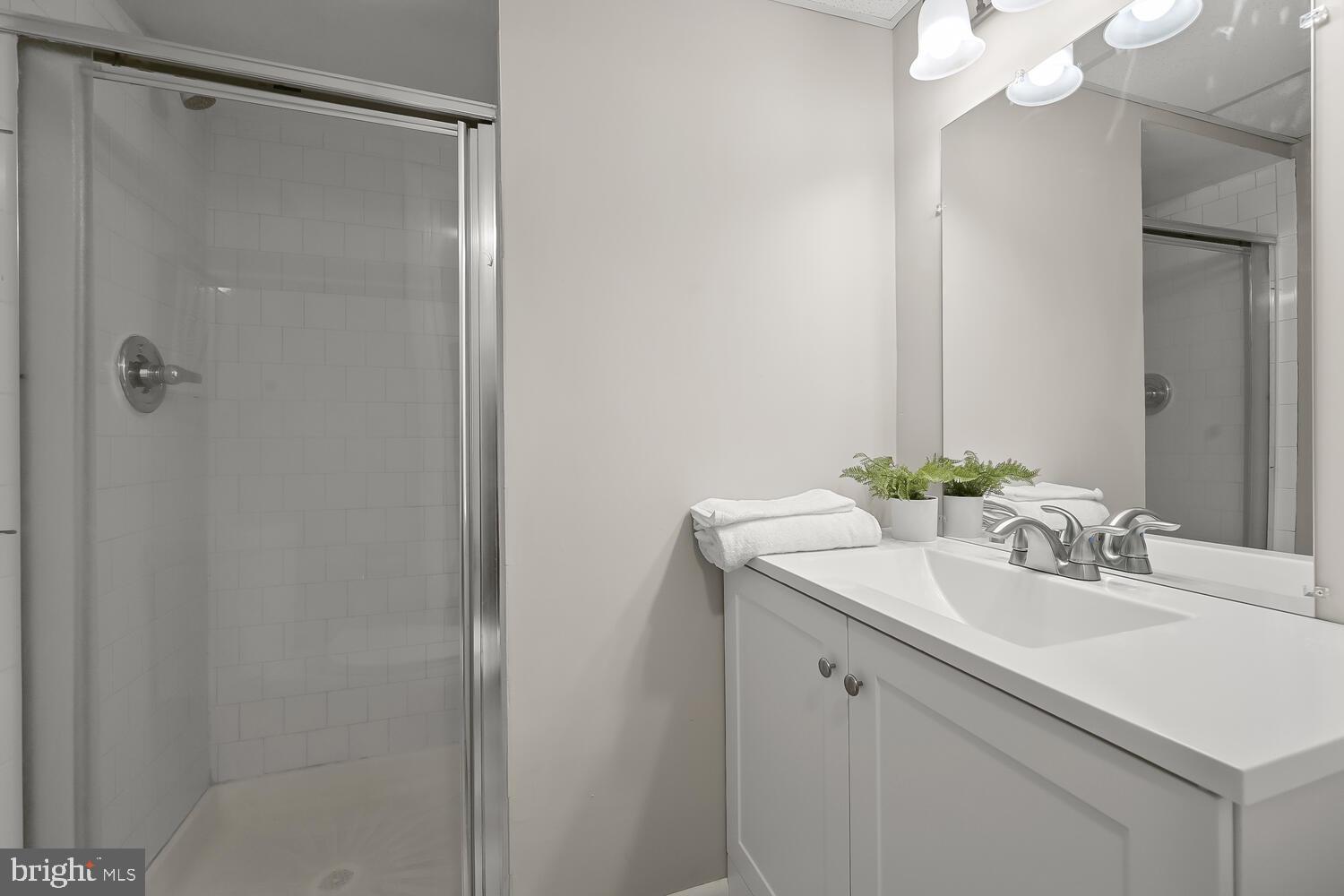 FRANKLIN RIDGE TOWNHOUSE - Residential