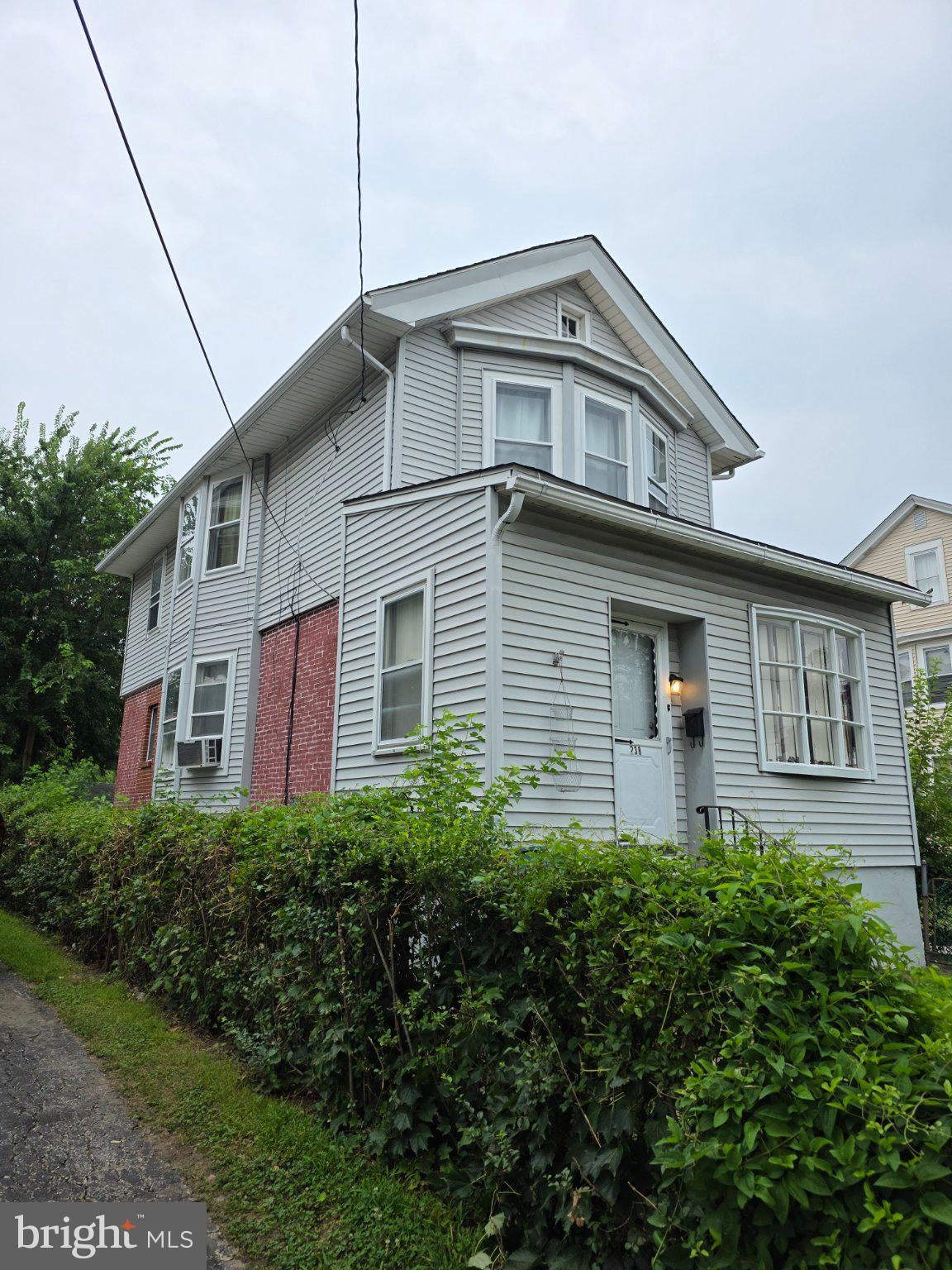 238 N LEXINGTON AVENUE