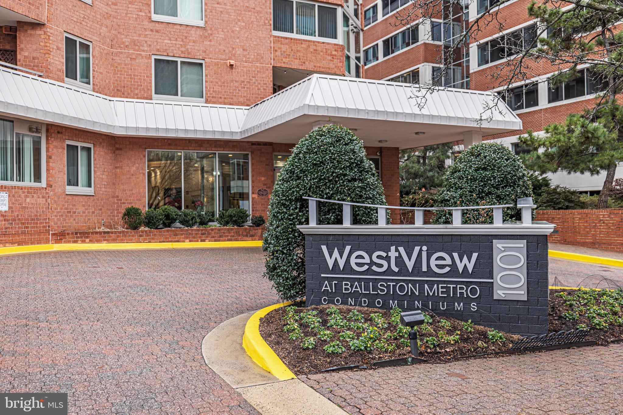 1001 N VERMONT STREET 105