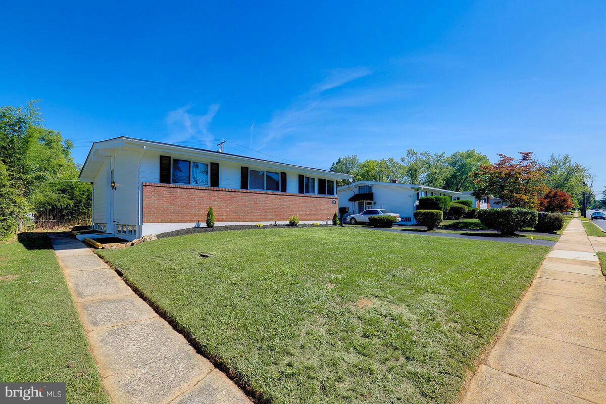 BELLE FARM ESTATES - Residential