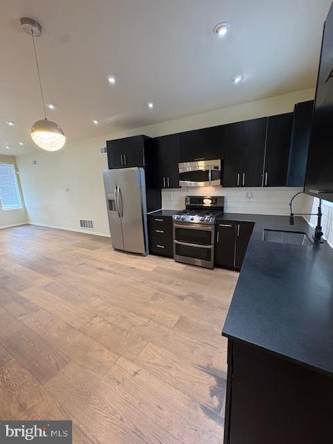 OLDE KENSINGTON - Residential