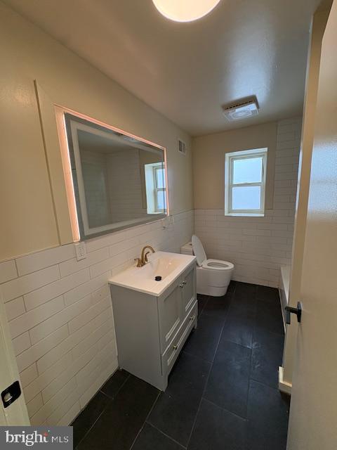 OLDE KENSINGTON - Residential